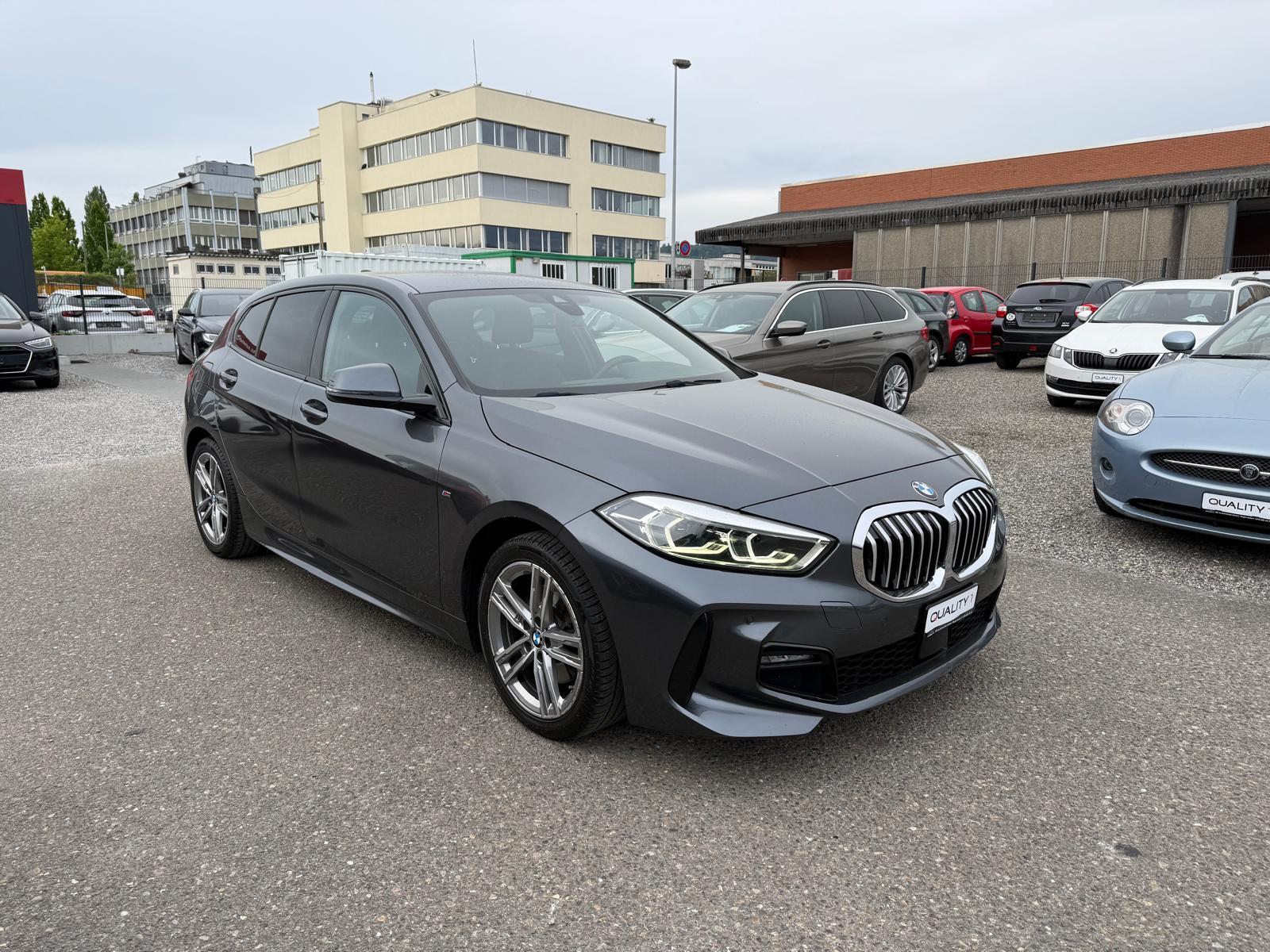 BMW 116d-showroom-element-2