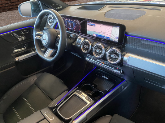 MERCEDES-BENZ GLB 220 4Matic 8G-Tronic-image-14