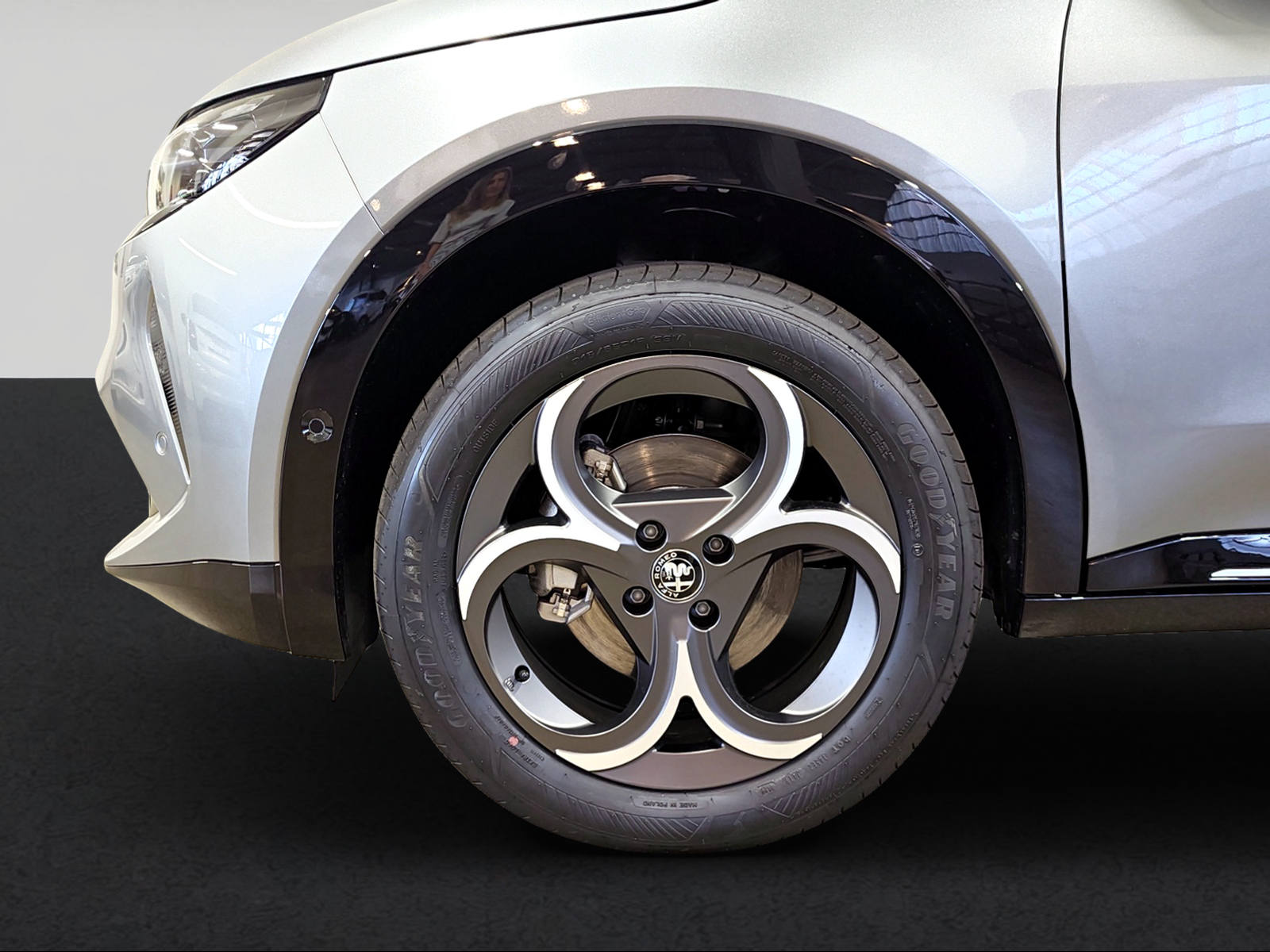 ALFA ROMEO Junior 1.2 48V Hybrid Sport Speciale-showroom-element-3