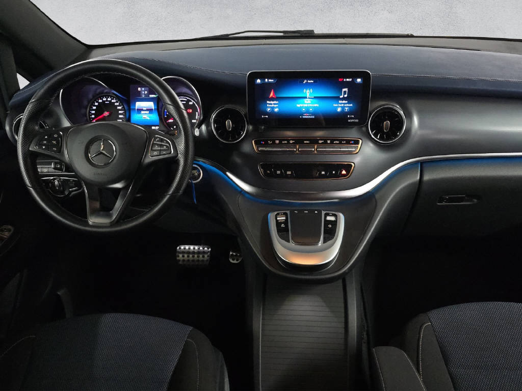 MERCEDES-BENZ EQV 300 Lang-image-13