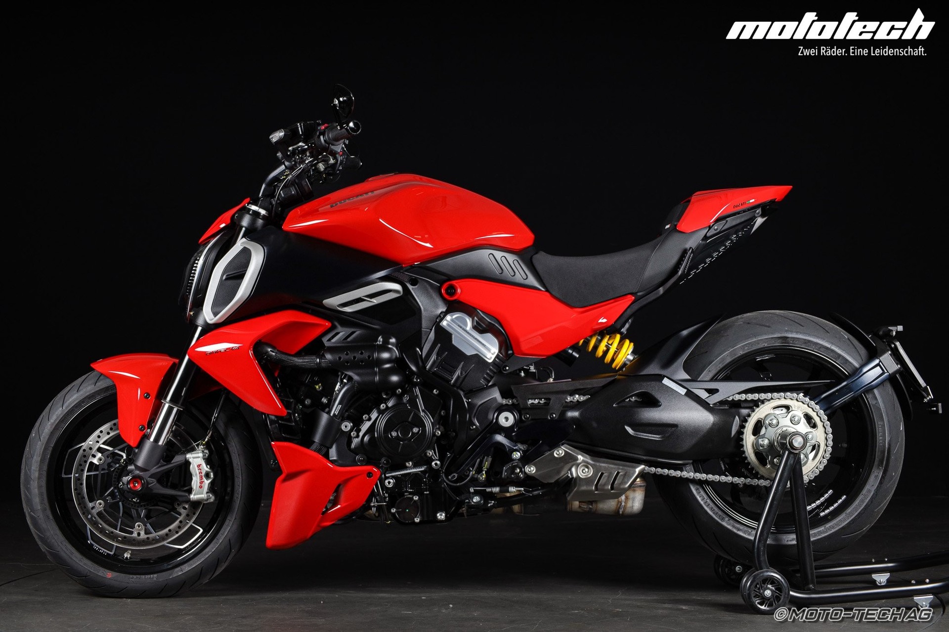DUCATI Diavel V4-image-4