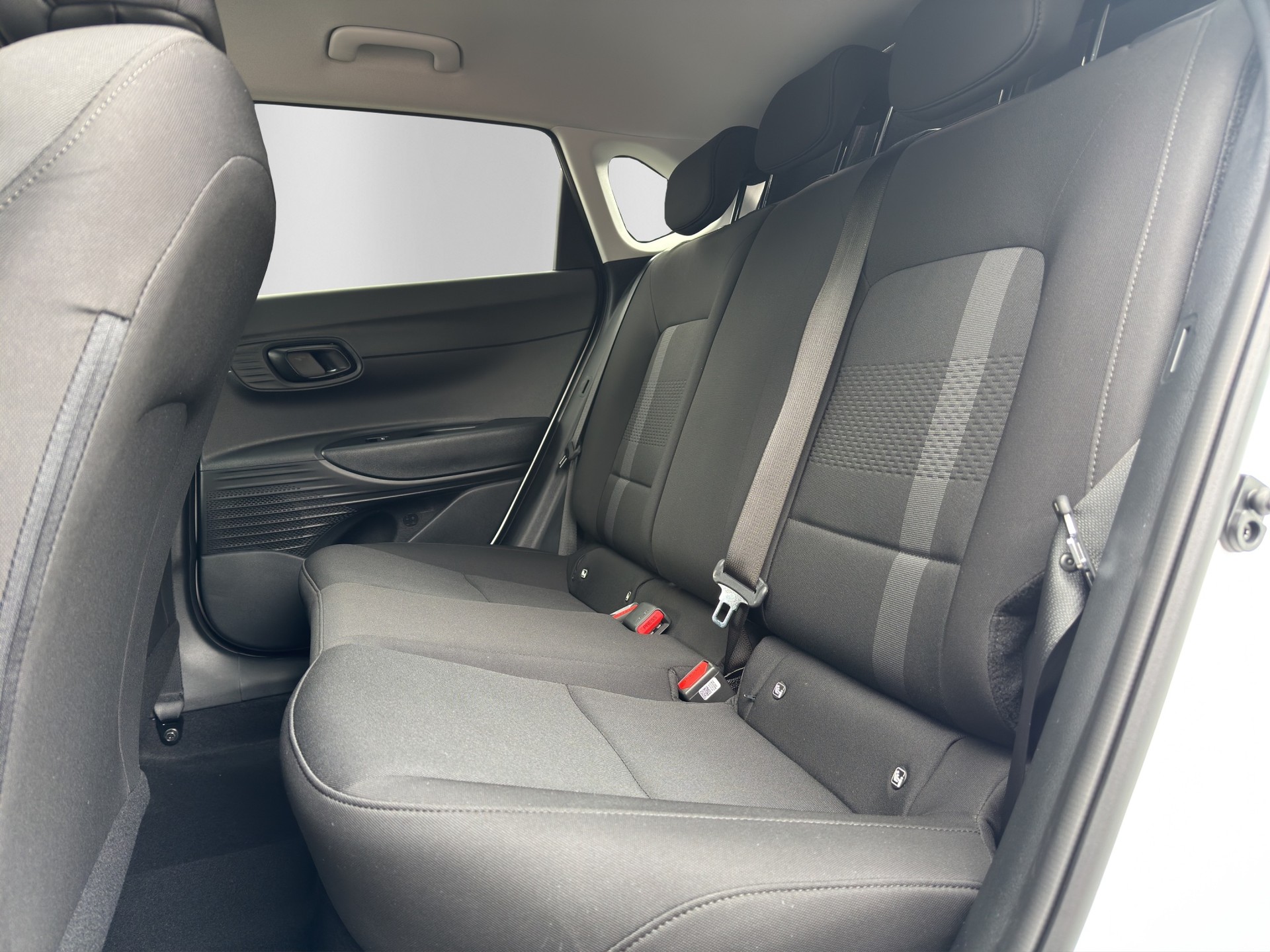 HYUNDAI i20 1.0 T-GDi Amplia DCT-image-9