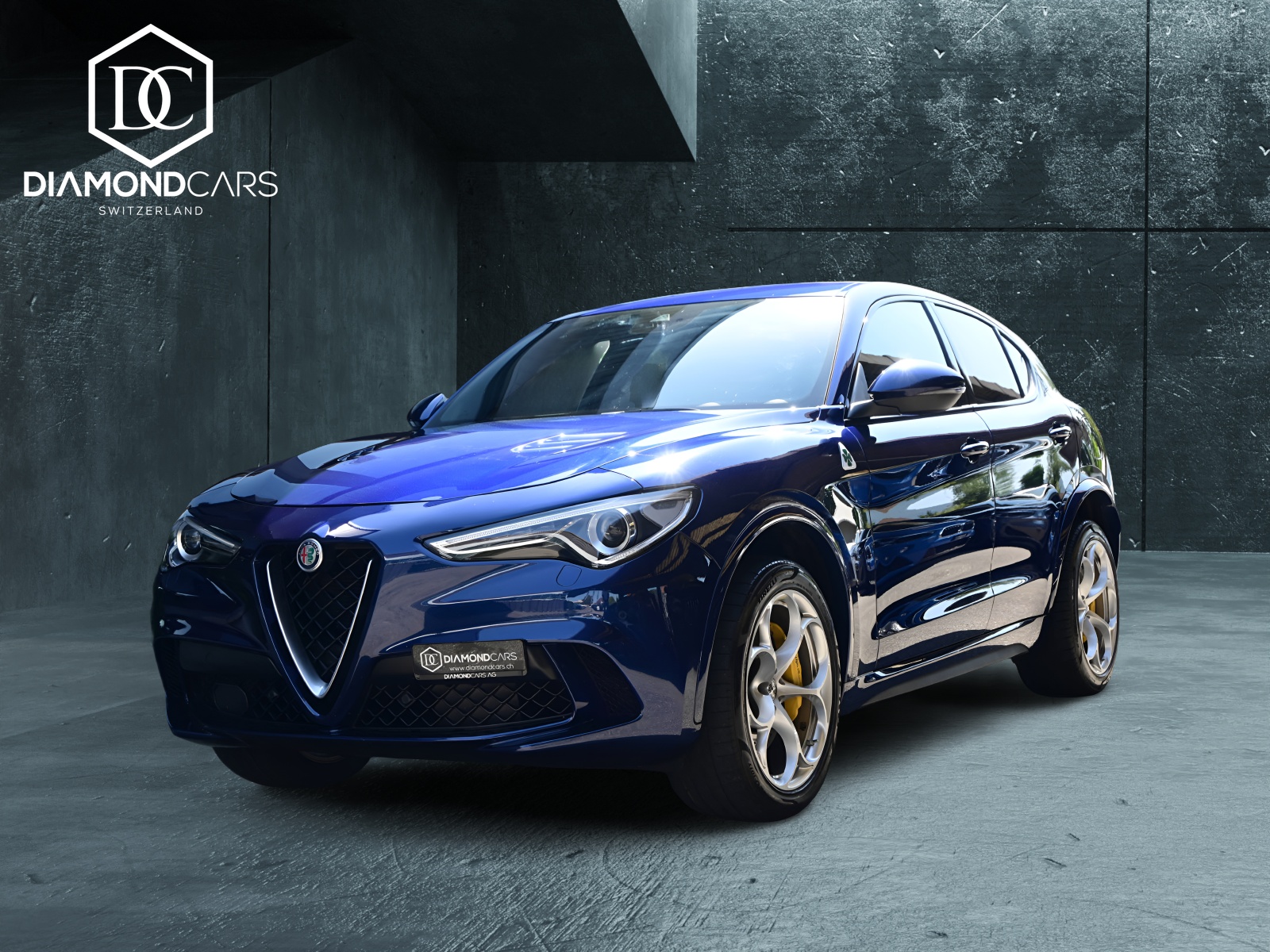 ALFA ROMEO Stelvio 2.9 V6 Biturbo Q4 Quadrifoglio *Montecarlo Blau*