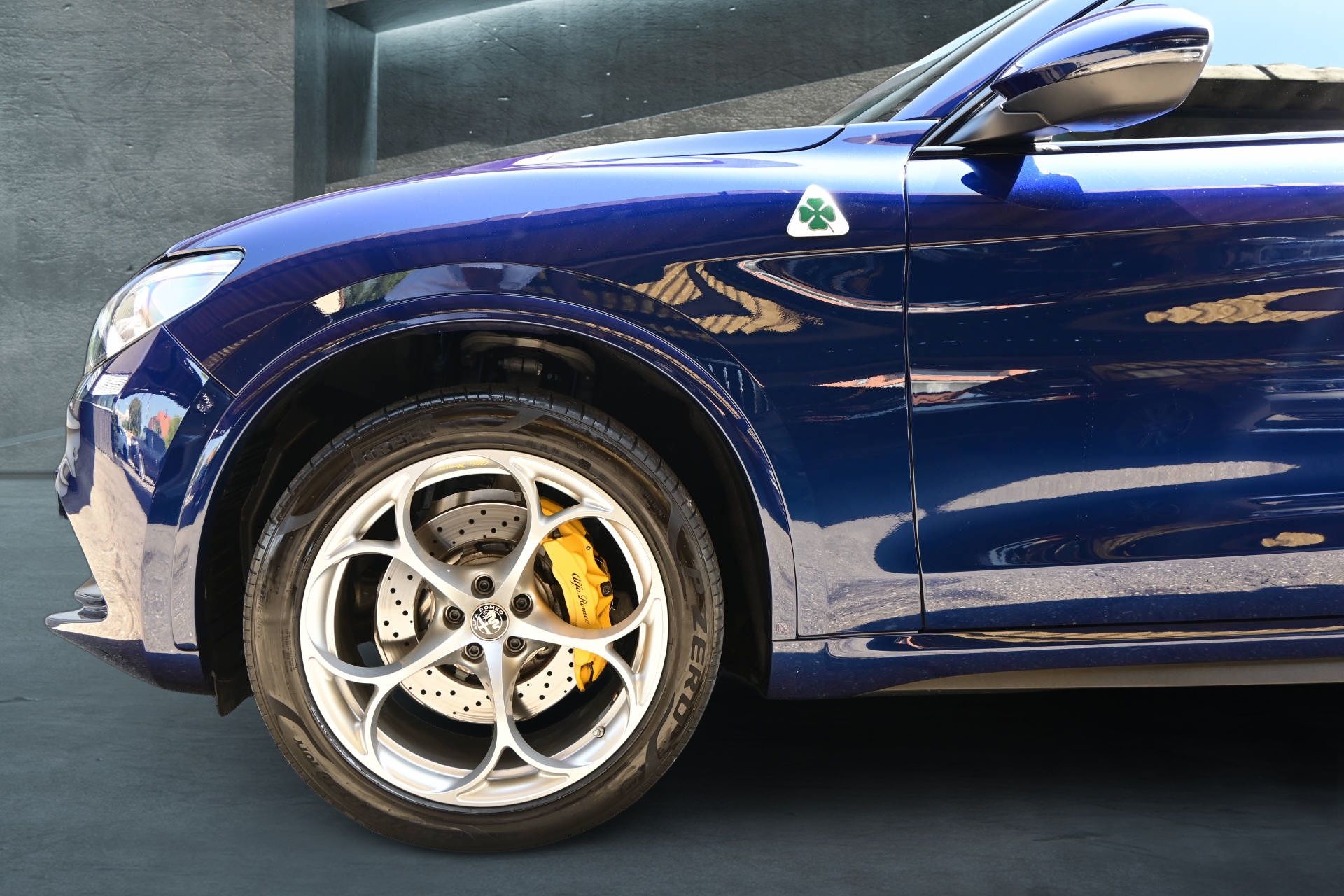 ALFA ROMEO Stelvio 2.9 V6 Biturbo Q4 Quadrifoglio *Montecarlo Blau*-showroom-element-2