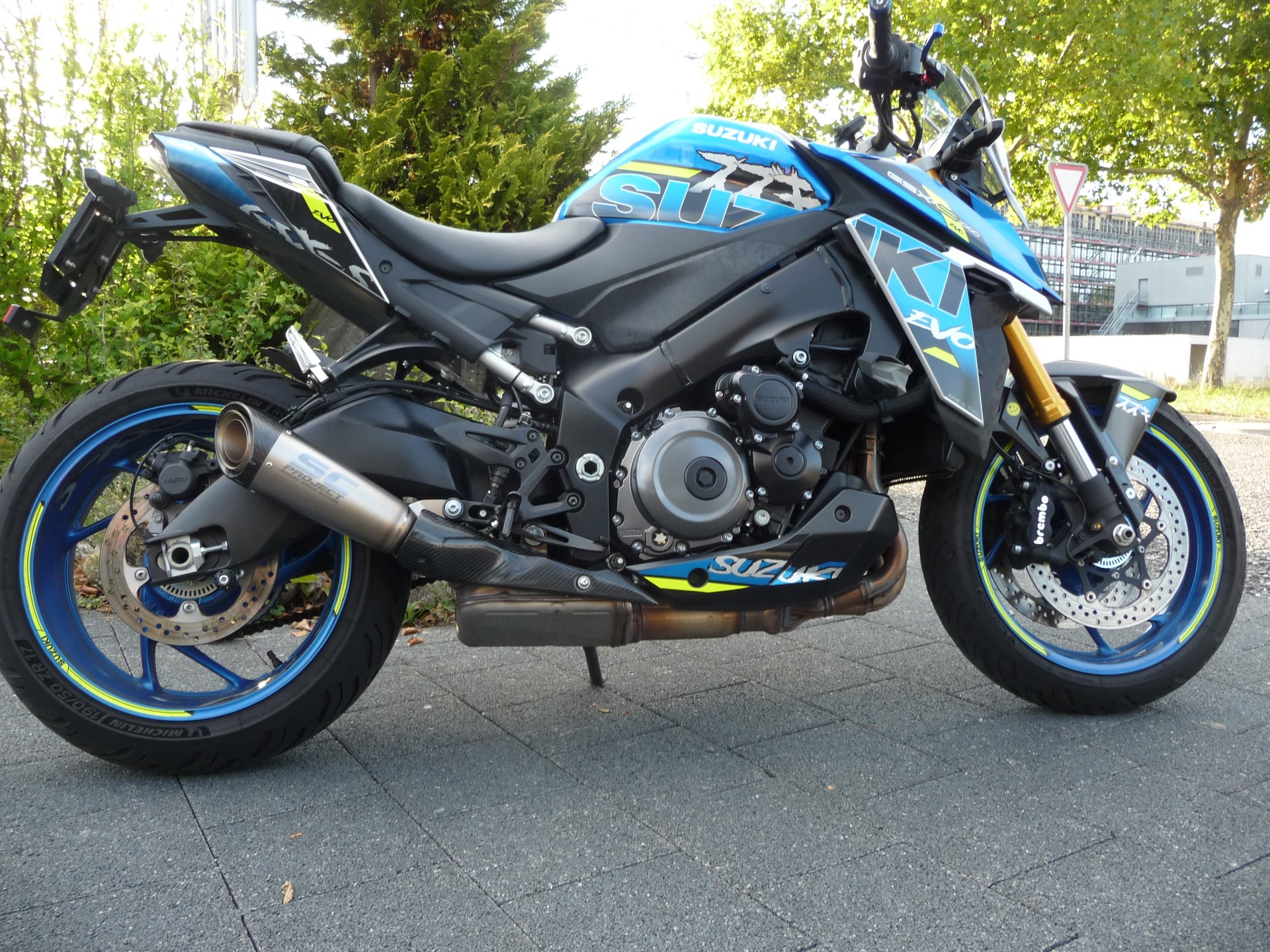 SUZUKI GSX-S 1000 EVO-image-0