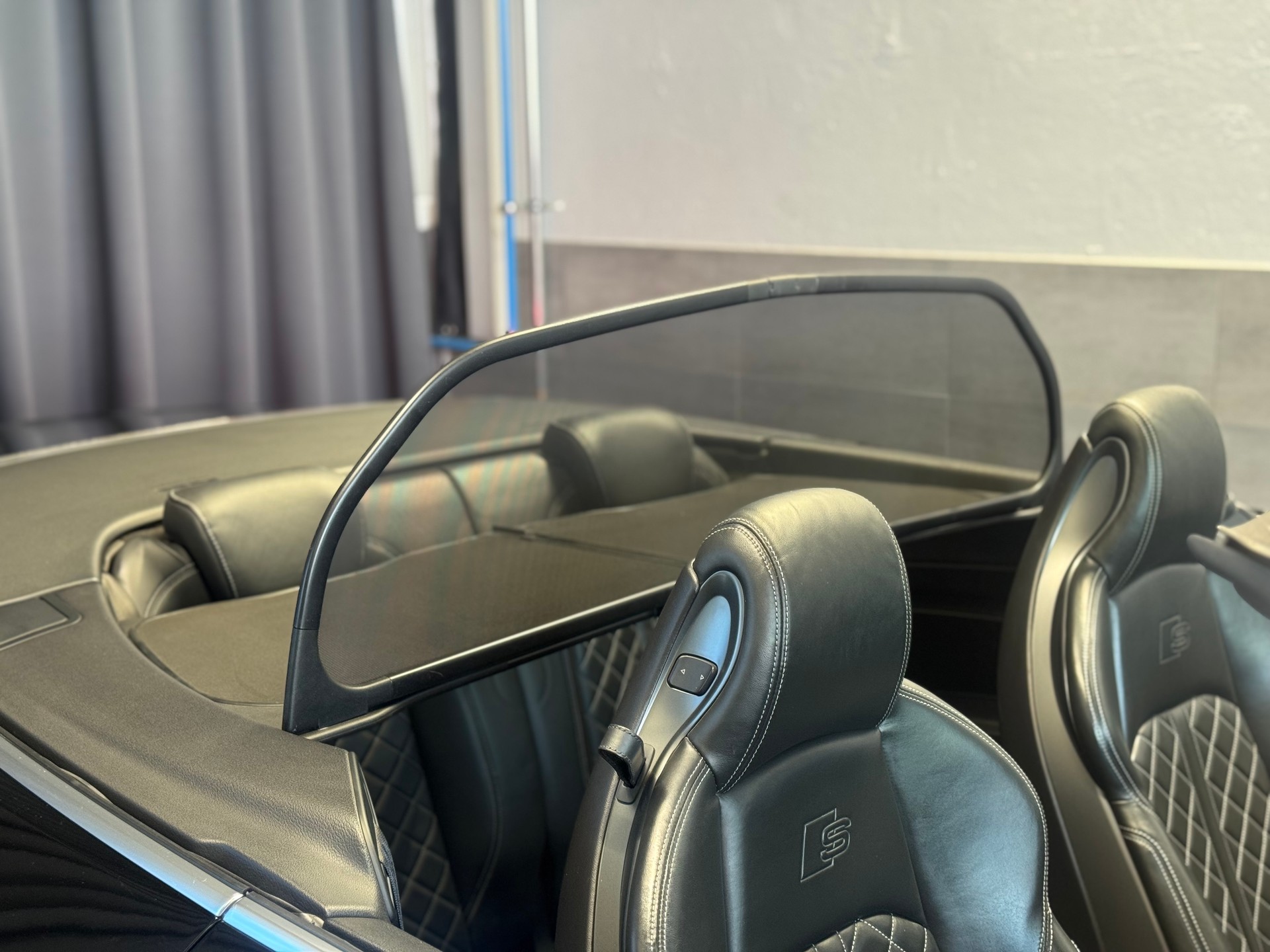 AUDI S5 Cabriolet 3.0 TFSI quattro tiptronic(29)(M)-image-10