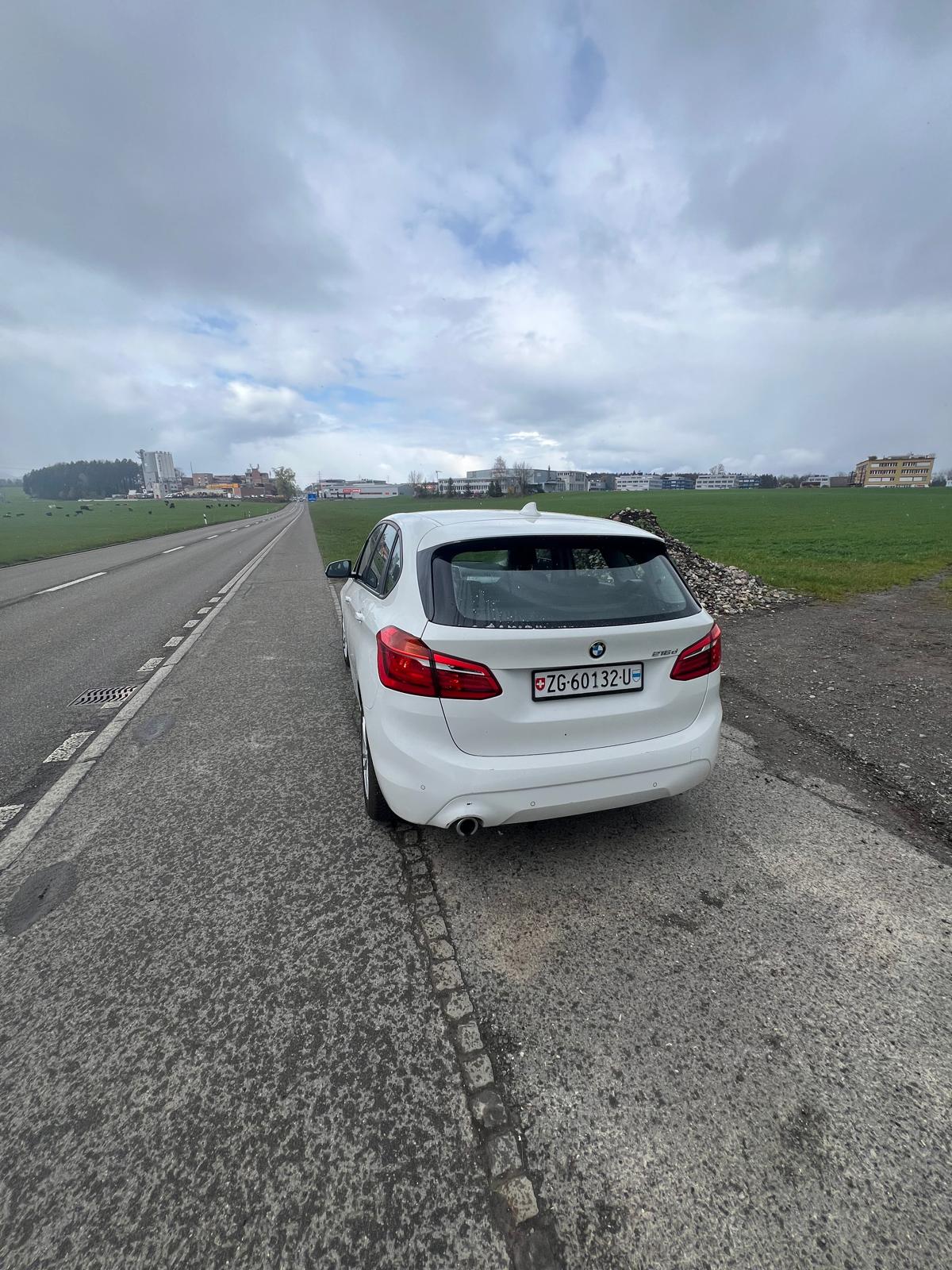 BMW 216d Active Tourer DKG-image-5