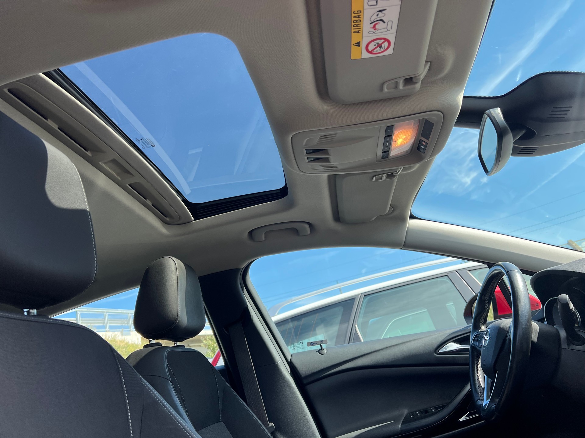 OPEL Astra 1.4i Turbo Excellence Automatic-image-11