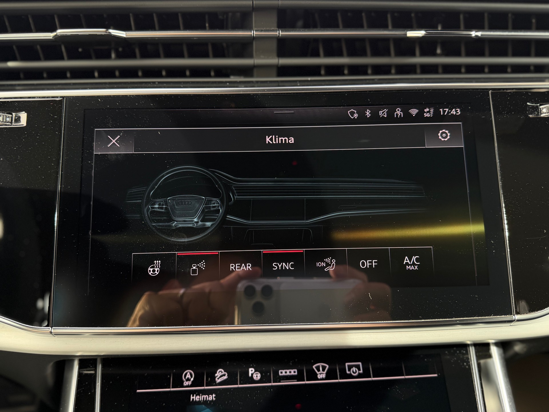 AUDI Q8 SUV 50TDI quattro 210 kW tiptronic *CH Auto - Gratis Service 10 Jahre*-image-31