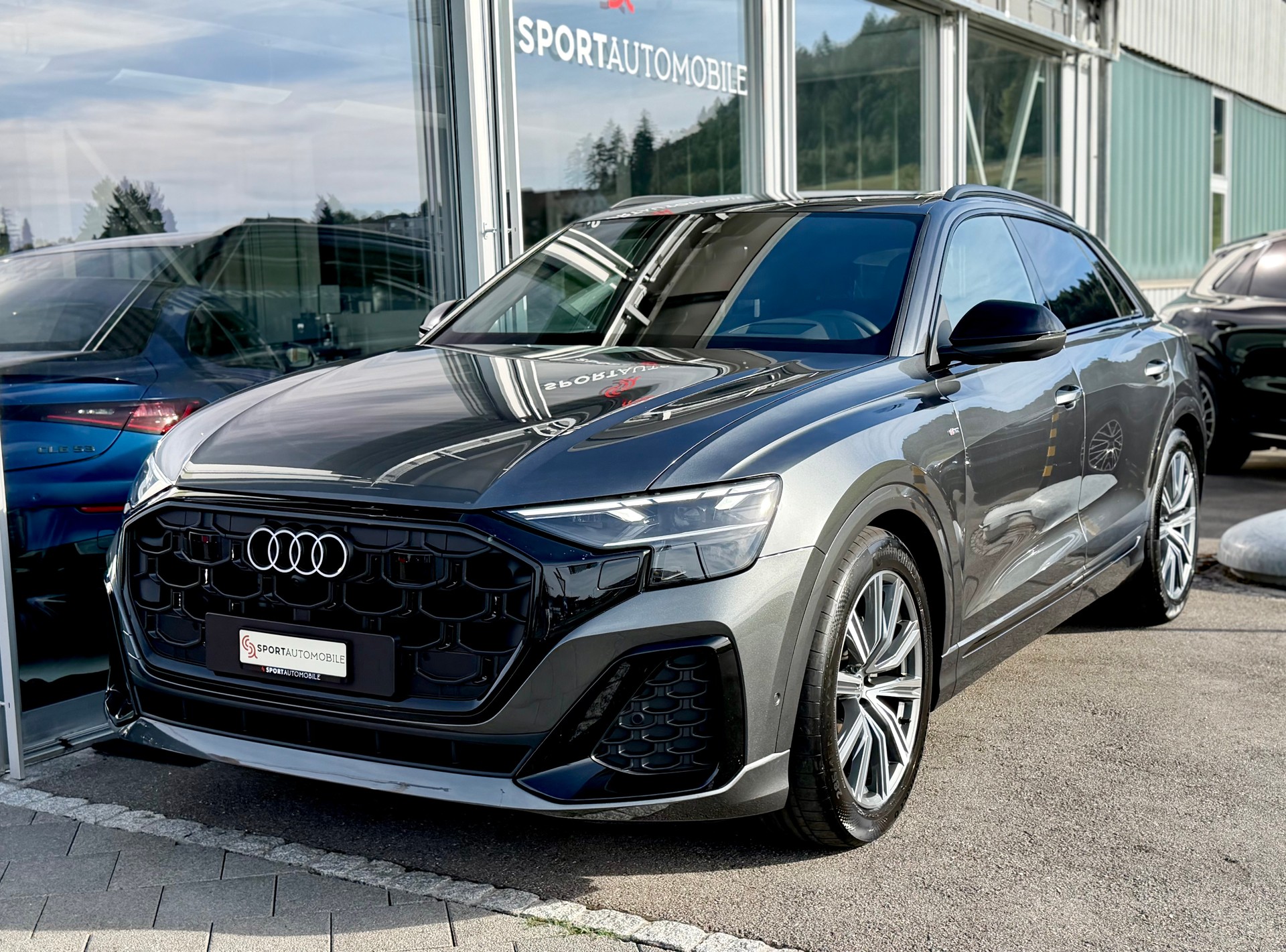 AUDI Q8 SUV 50TDI quattro 210 kW tiptronic *CH Auto - Gratis Service 10 Jahre*-showroom-element-2