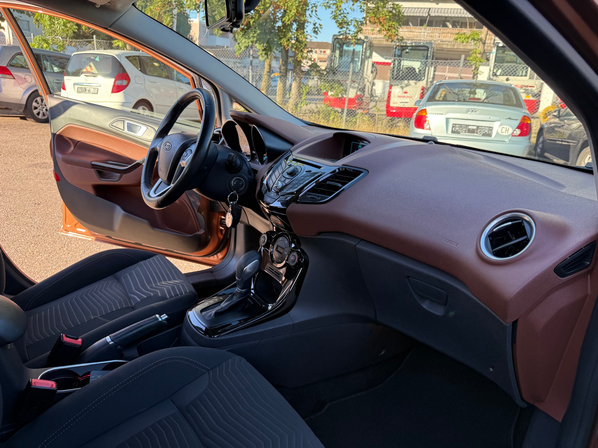FORD Fiesta 1.0 SCTi Titanium PowerShift-image-5