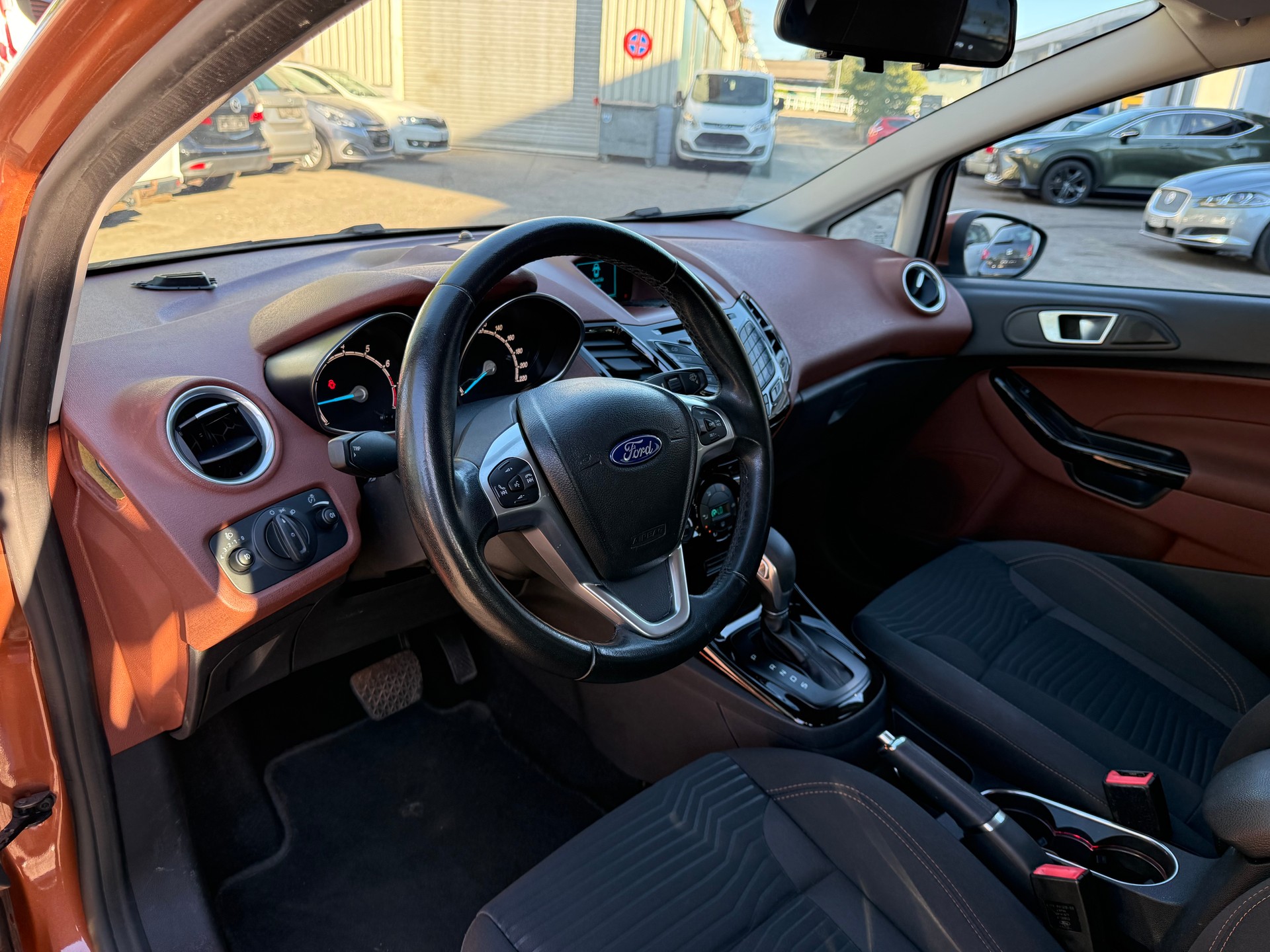 FORD Fiesta 1.0 SCTi Titanium PowerShift-image-4
