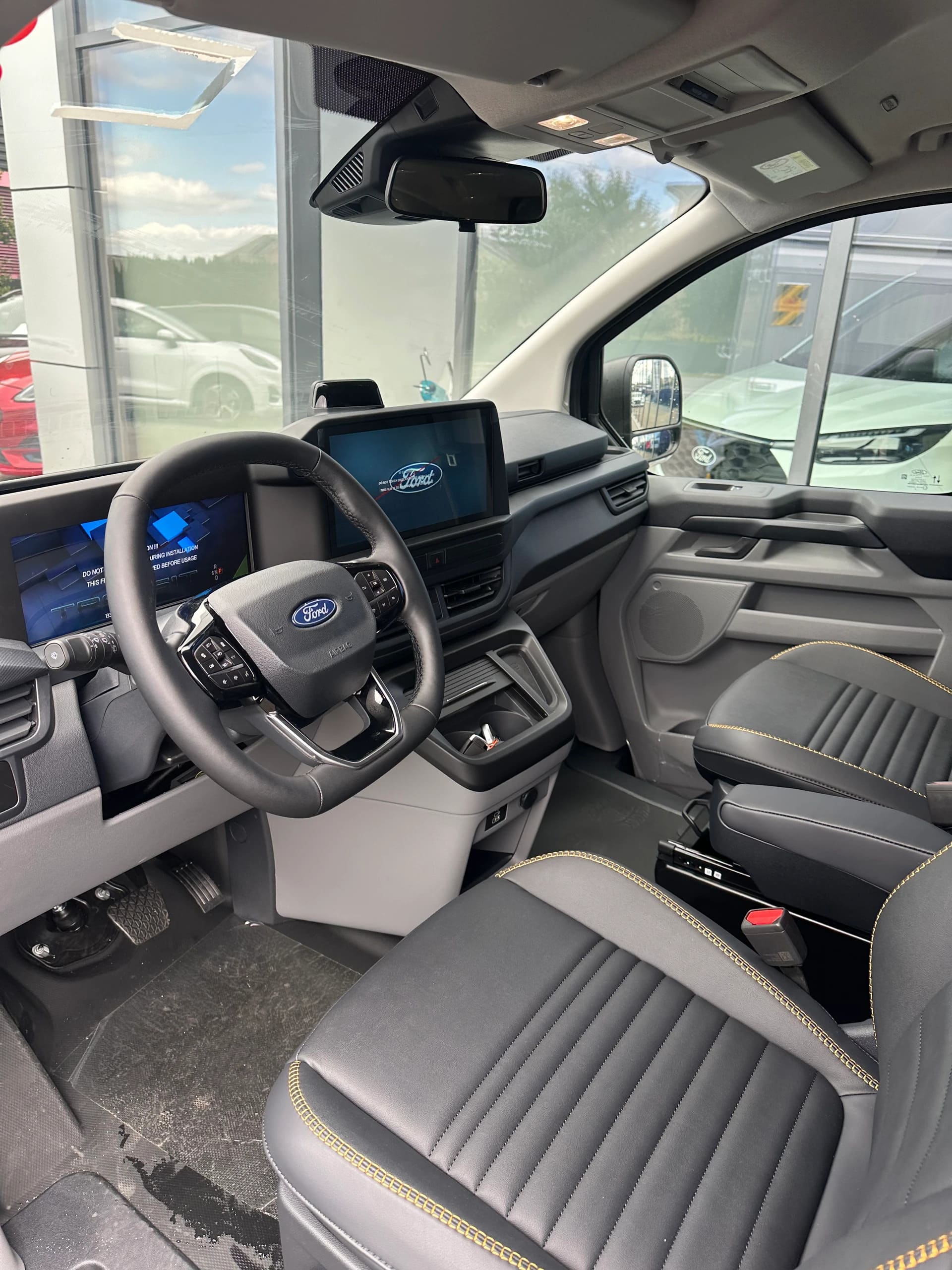 FORD Transit C combi 320 L1 2.0 Eco Trail 170CV 4x4 Aut.-image-9