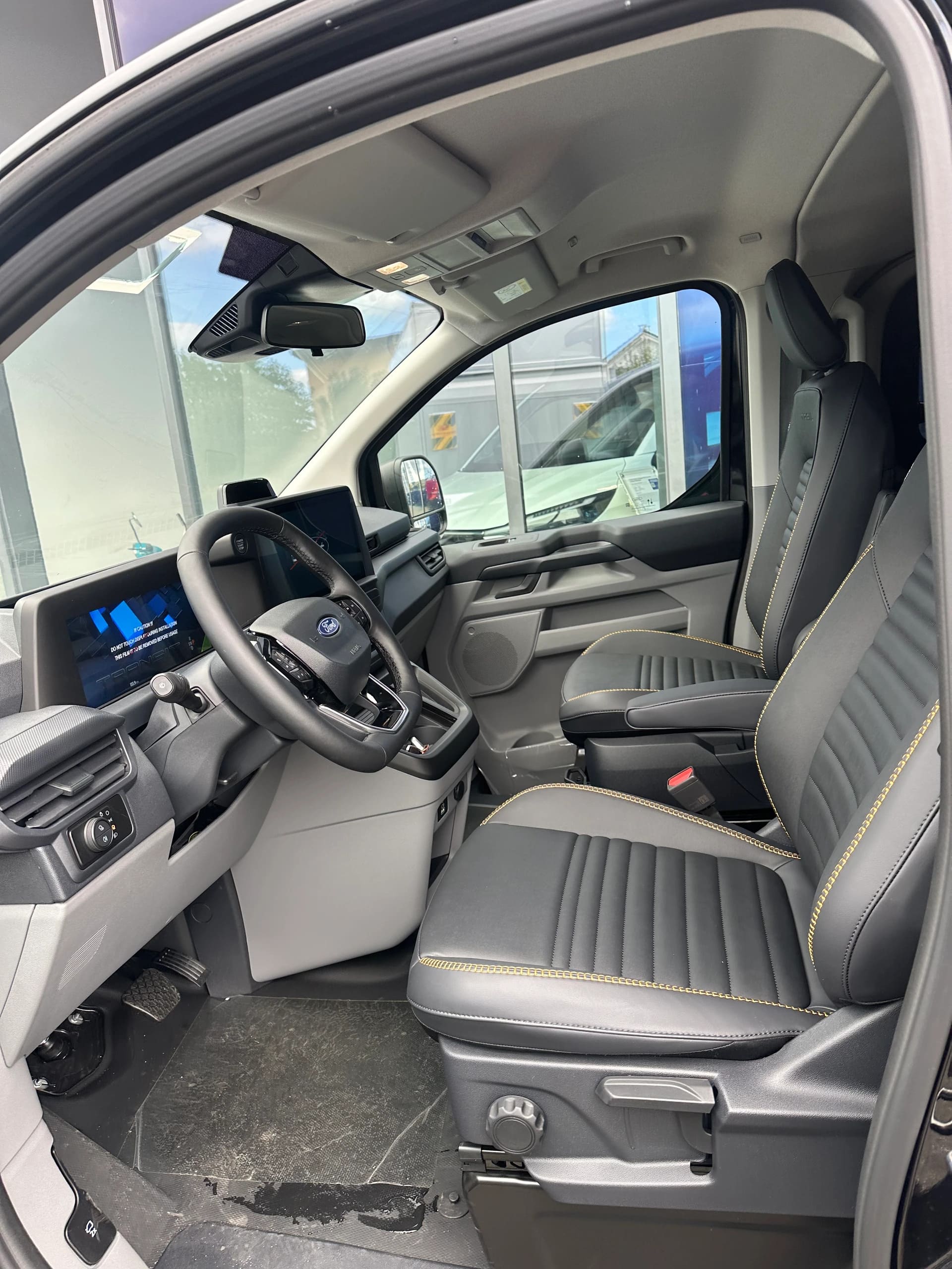 FORD Transit C combi 320 L1 2.0 Eco Trail 170CV 4x4 Aut.-image-10