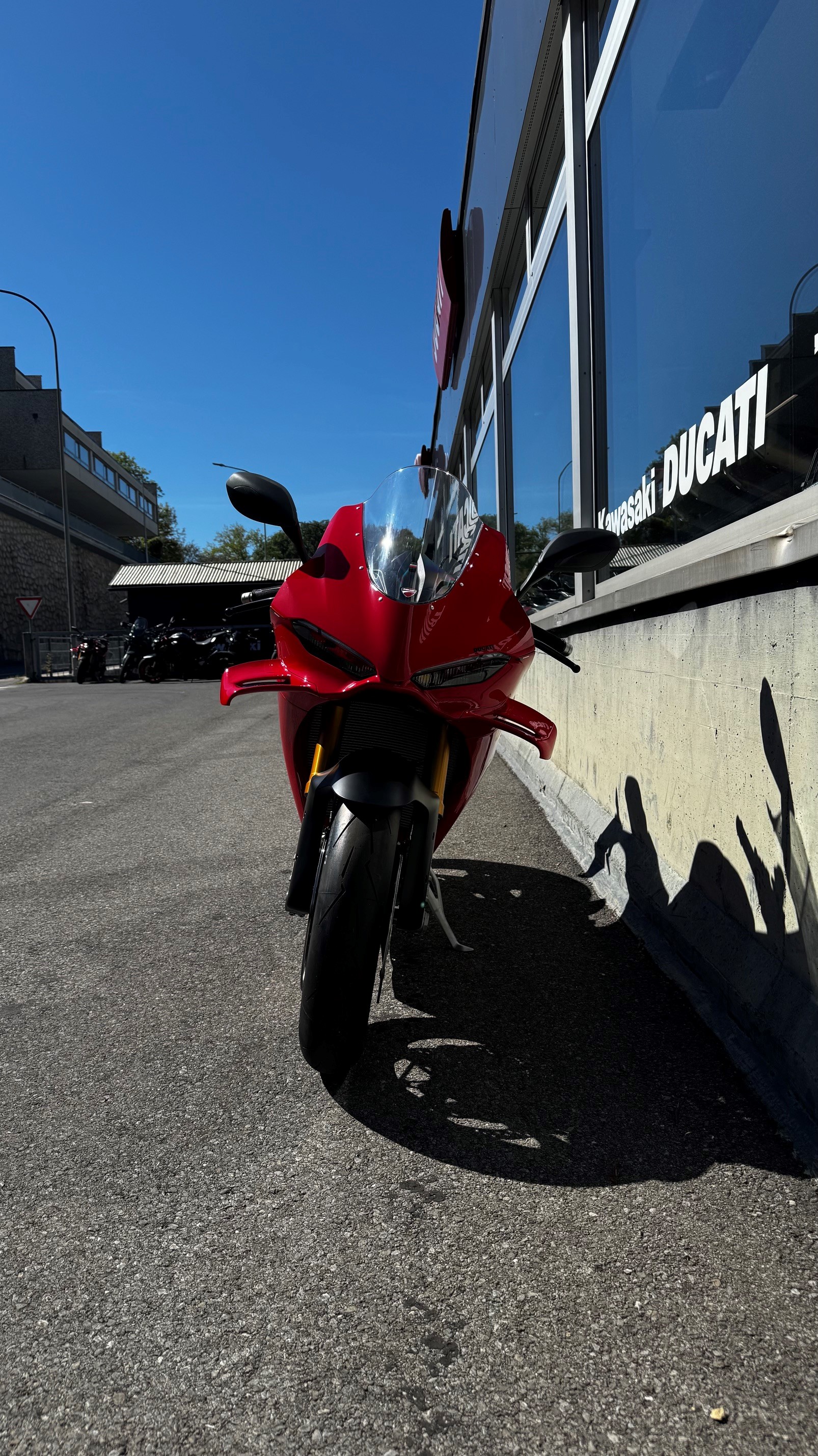 DUCATI Panigale V4 S-image-2