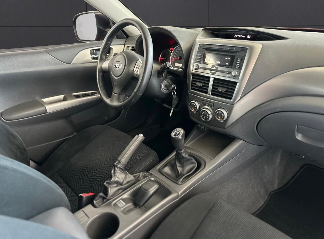 SUBARU Impreza 1.5R Swiss AWD-image-12