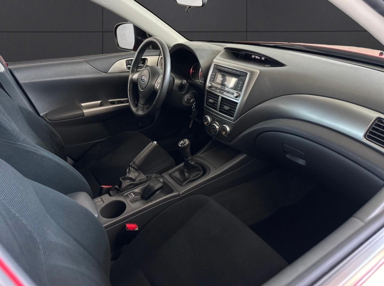 SUBARU Impreza 1.5R Swiss AWD-image-10