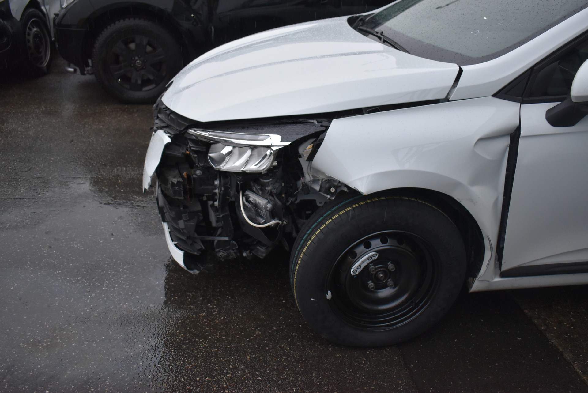 RENAULT Clio 1.0 Intens CVT-image-12