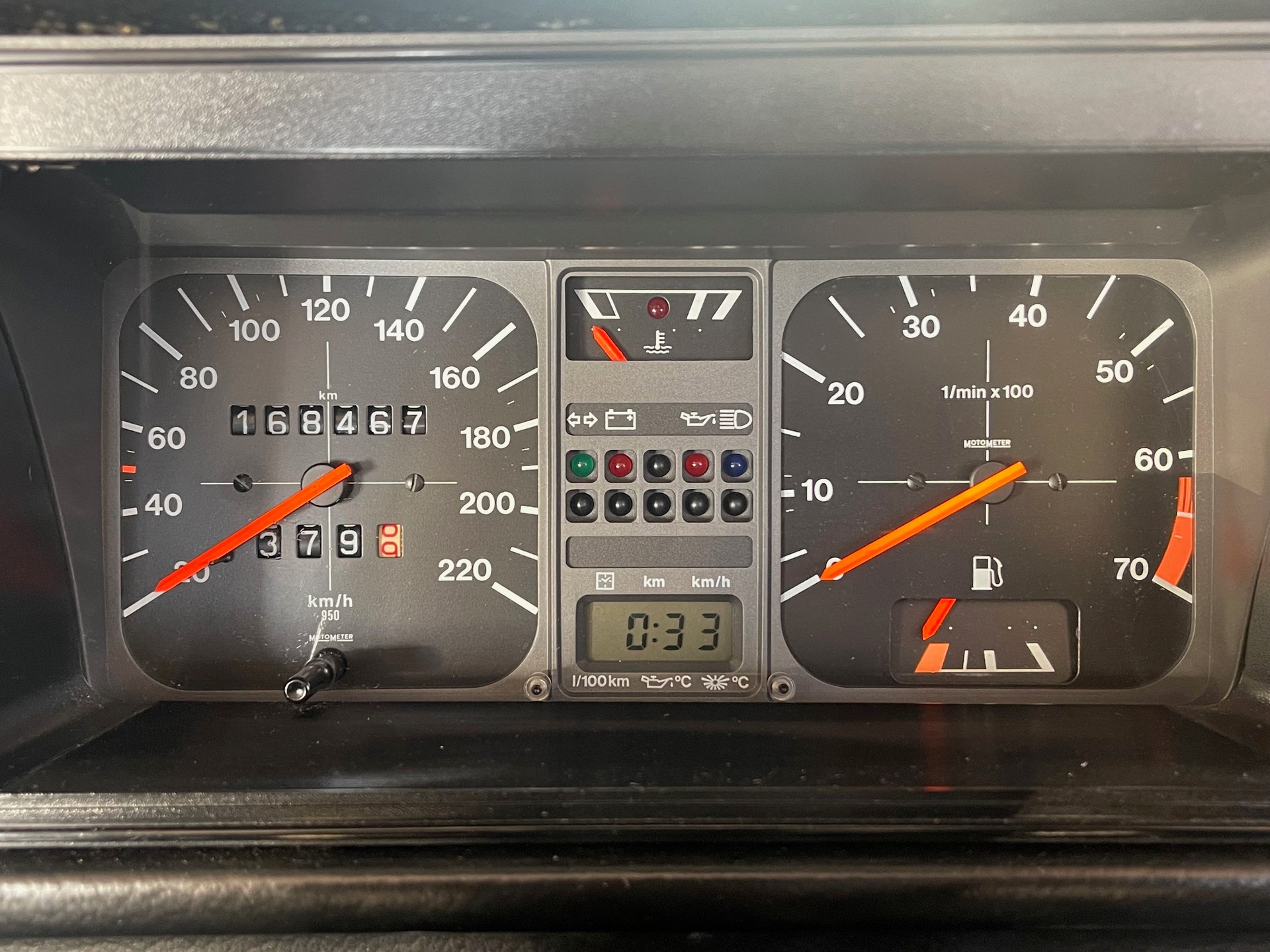 VW Golf Cabriolet 1800 Sport-Line OLDTIMER EINTRAG-image-16