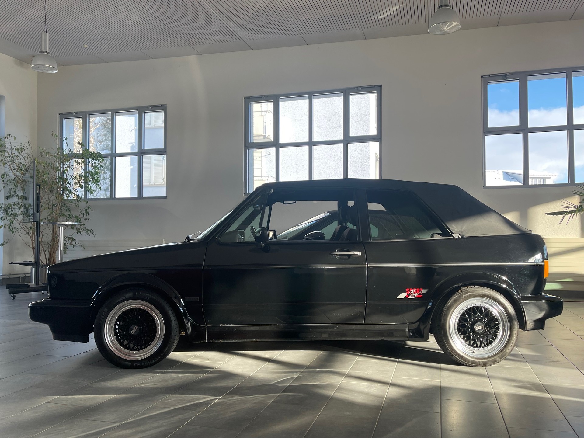 VW Golf Cabriolet 1800 Sport-Line OLDTIMER EINTRAG-showroom-element-3