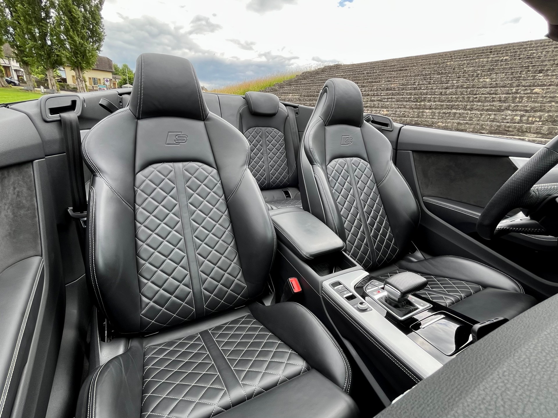 AUDI S5 Cabriolet 3.0 TFSI quattro tiptronic-image-15