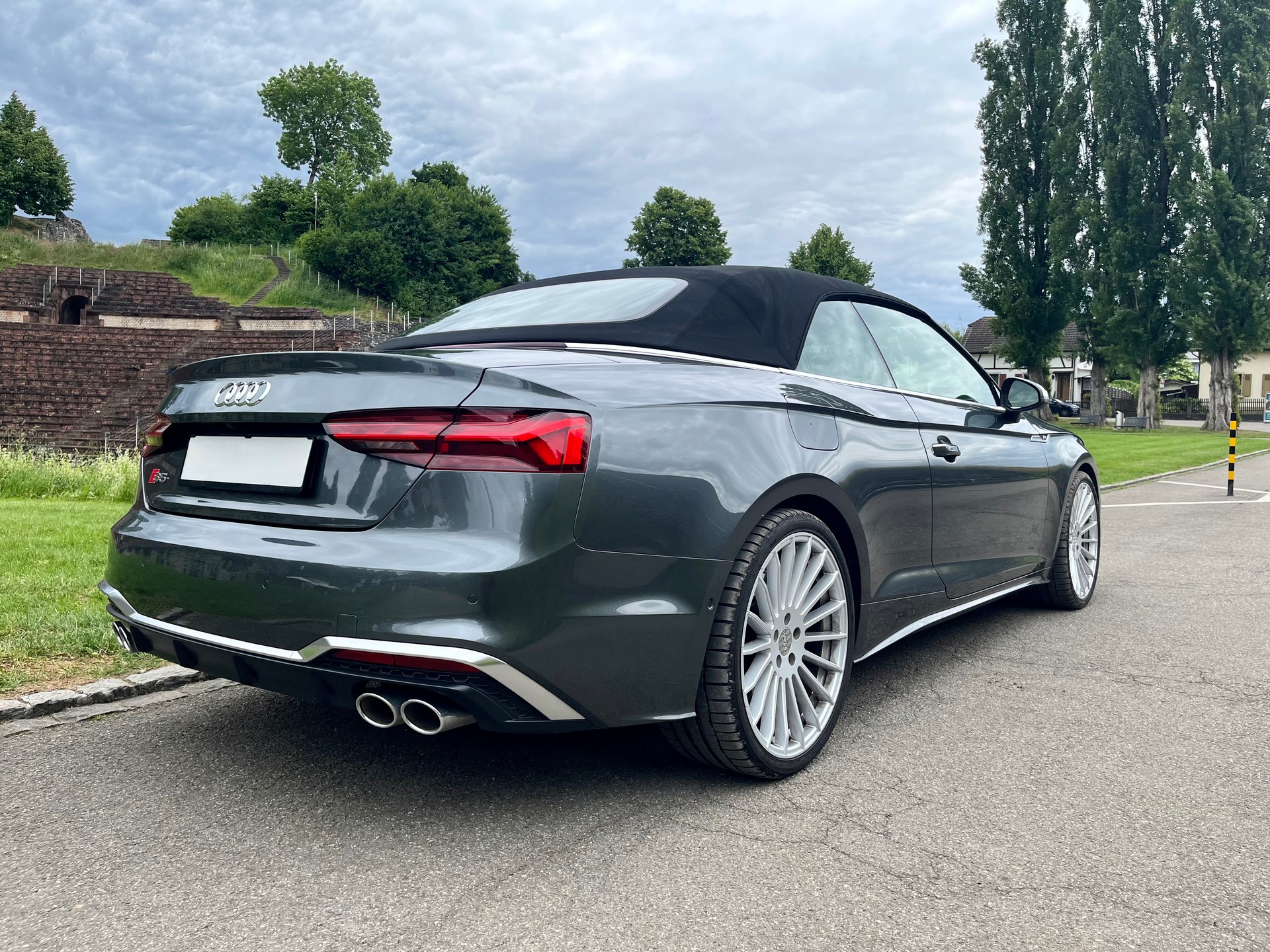 AUDI S5 Cabriolet 3.0 TFSI quattro tiptronic-image-4