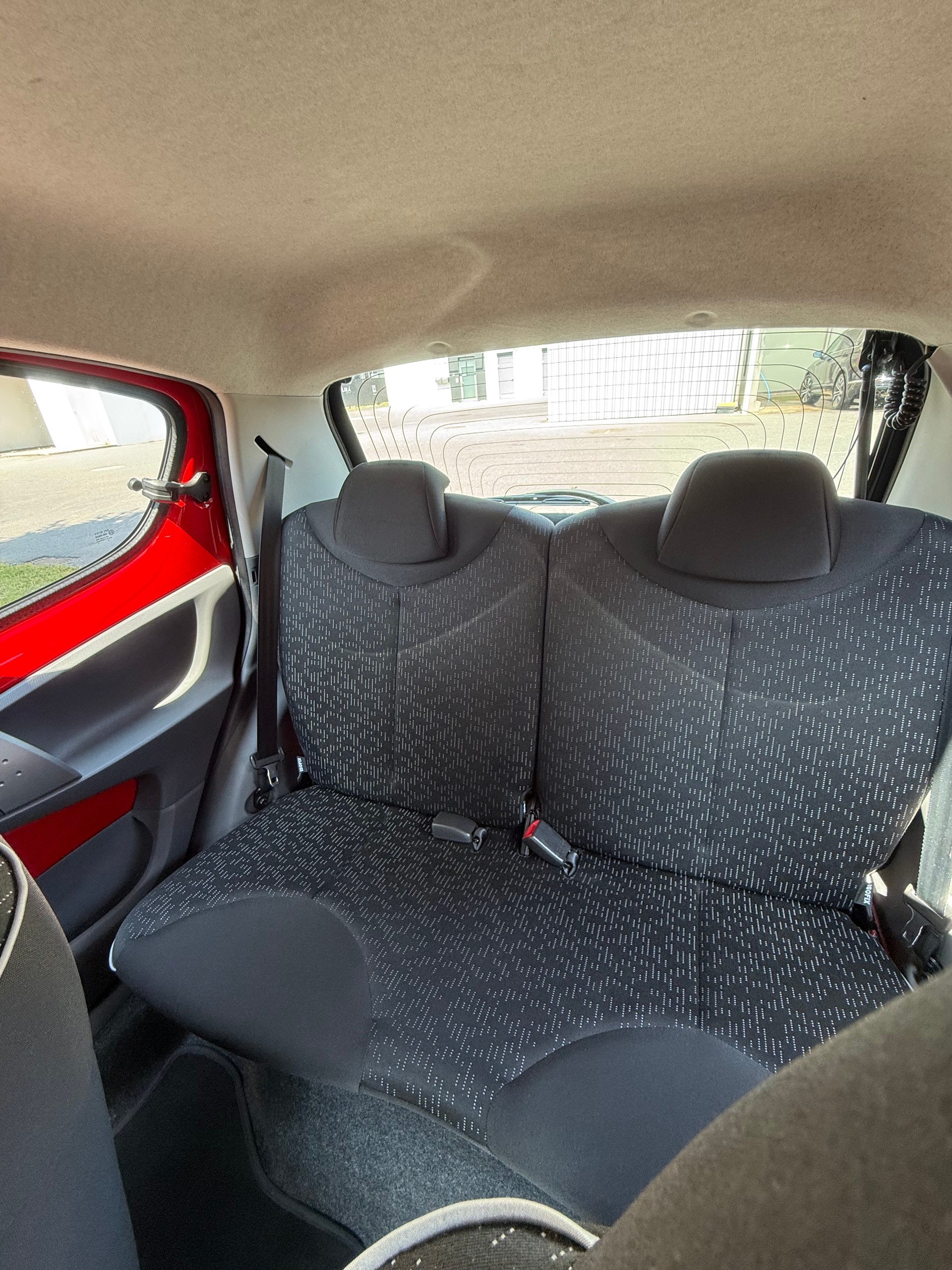 PEUGEOT 107 1.0 Trendy BMP5 CH FAHRZEUG-image-13