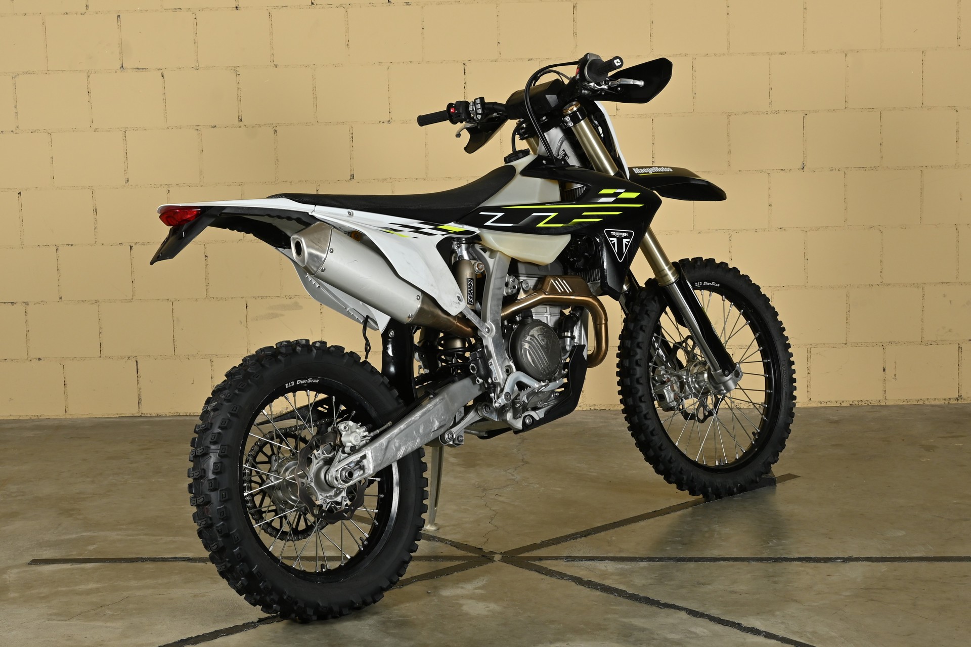 TRIUMPH TF 250 E-image-5