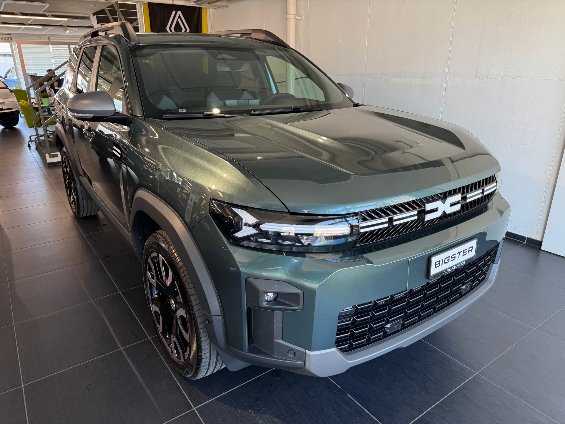 DACIA BIGSTER journey hybrid 155-showroom-element-2