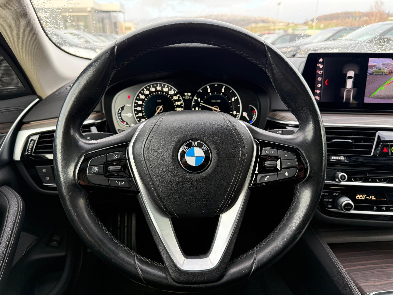 BMW 540d xDrive Touring-image-17