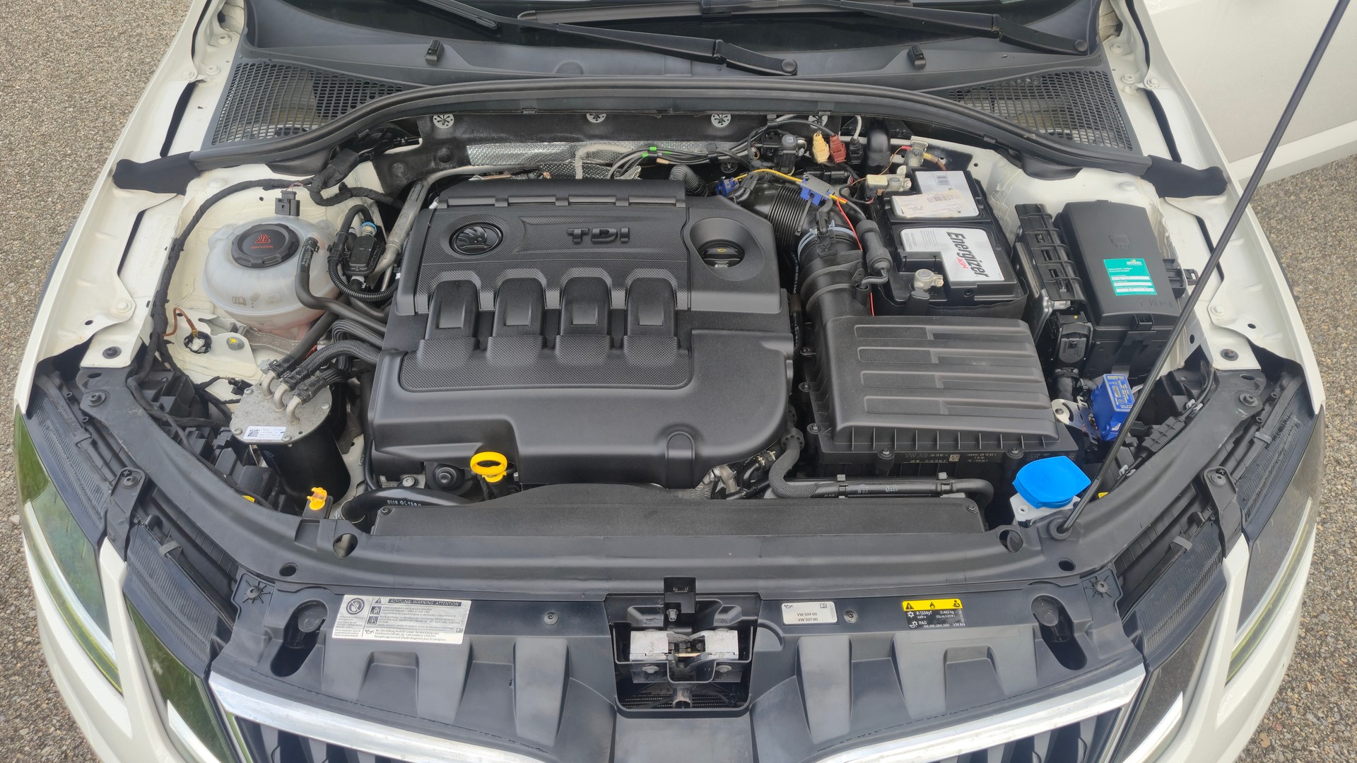 SKODA Octavia Combi 2.0 TDI Scout 4x4 DSG-image-10