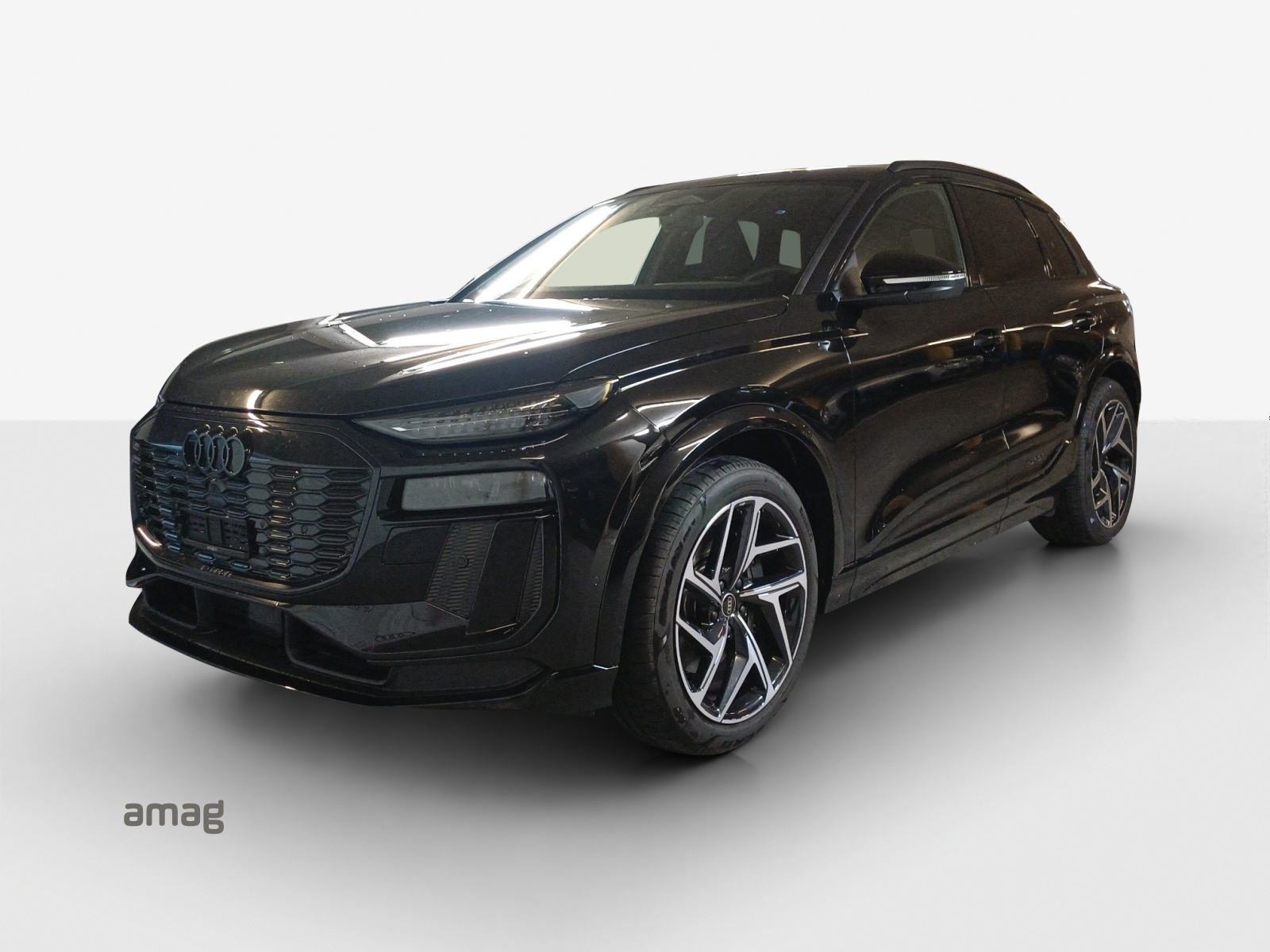 AUDI SQ6 e-tron quattro