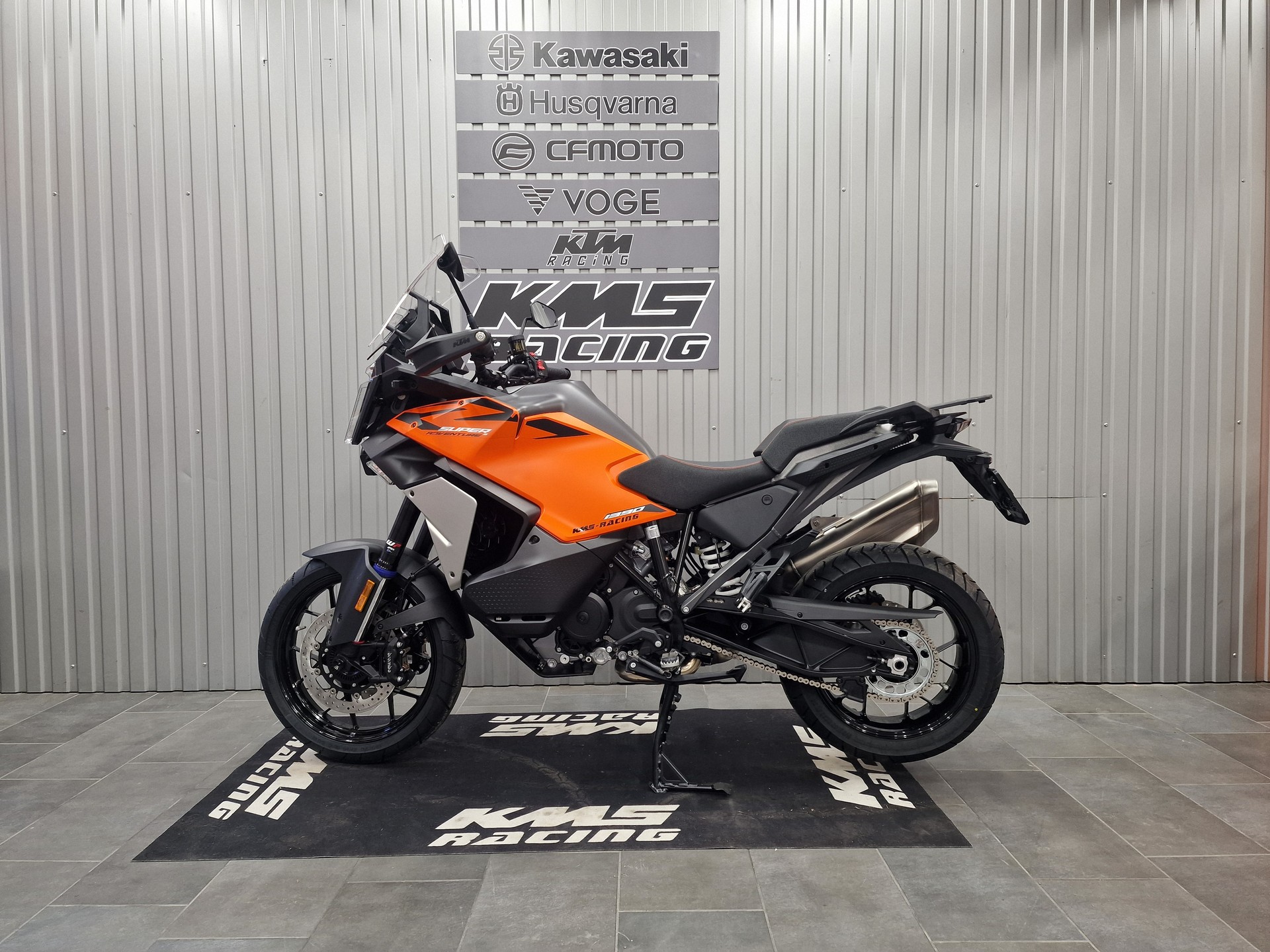 KTM 1390 Super Adventure S EVO-image-1