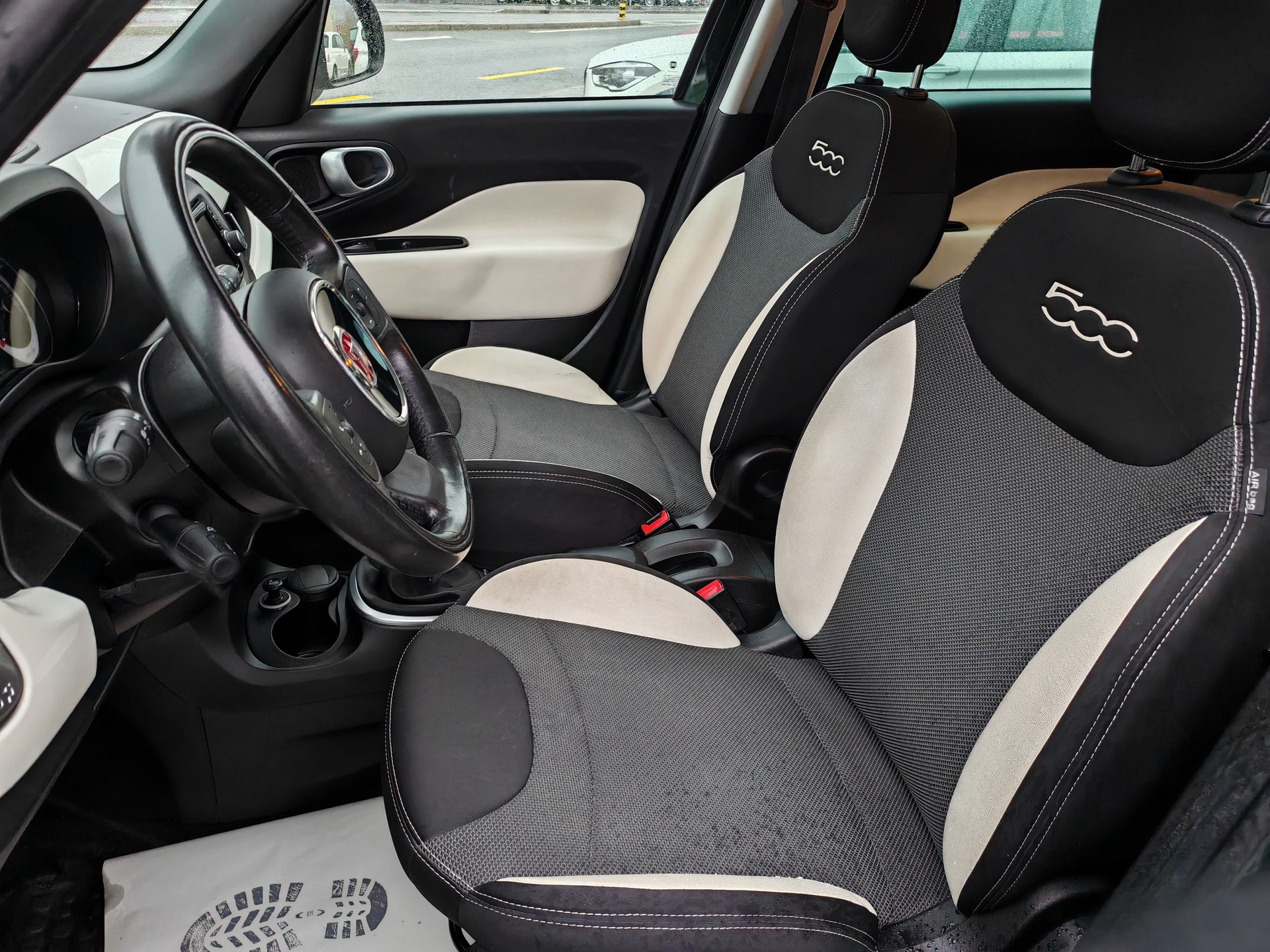 FIAT 500L 1.4 TB 16V Lounge [Expertise du jour + Garantie 12 mois + Service & Immat. Offerts]-image-12