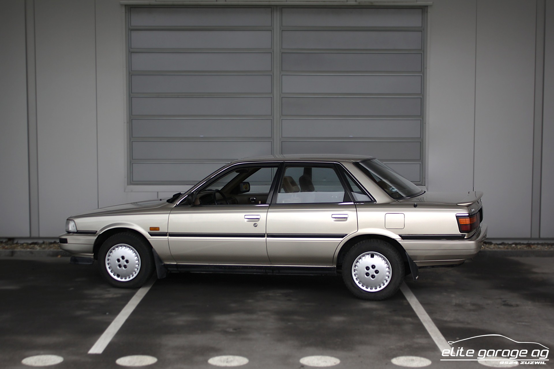 TOYOTA Camry 2000 GLi-image-2