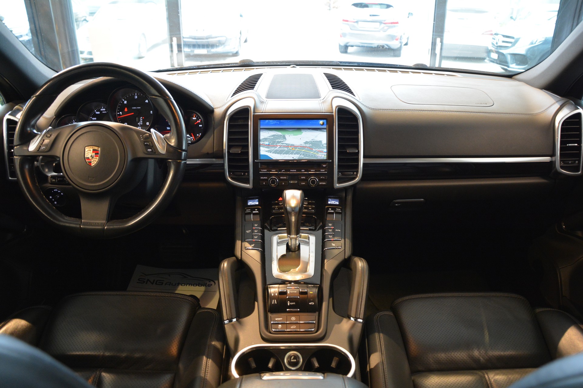 PORSCHE Cayenne Diesel-image-11