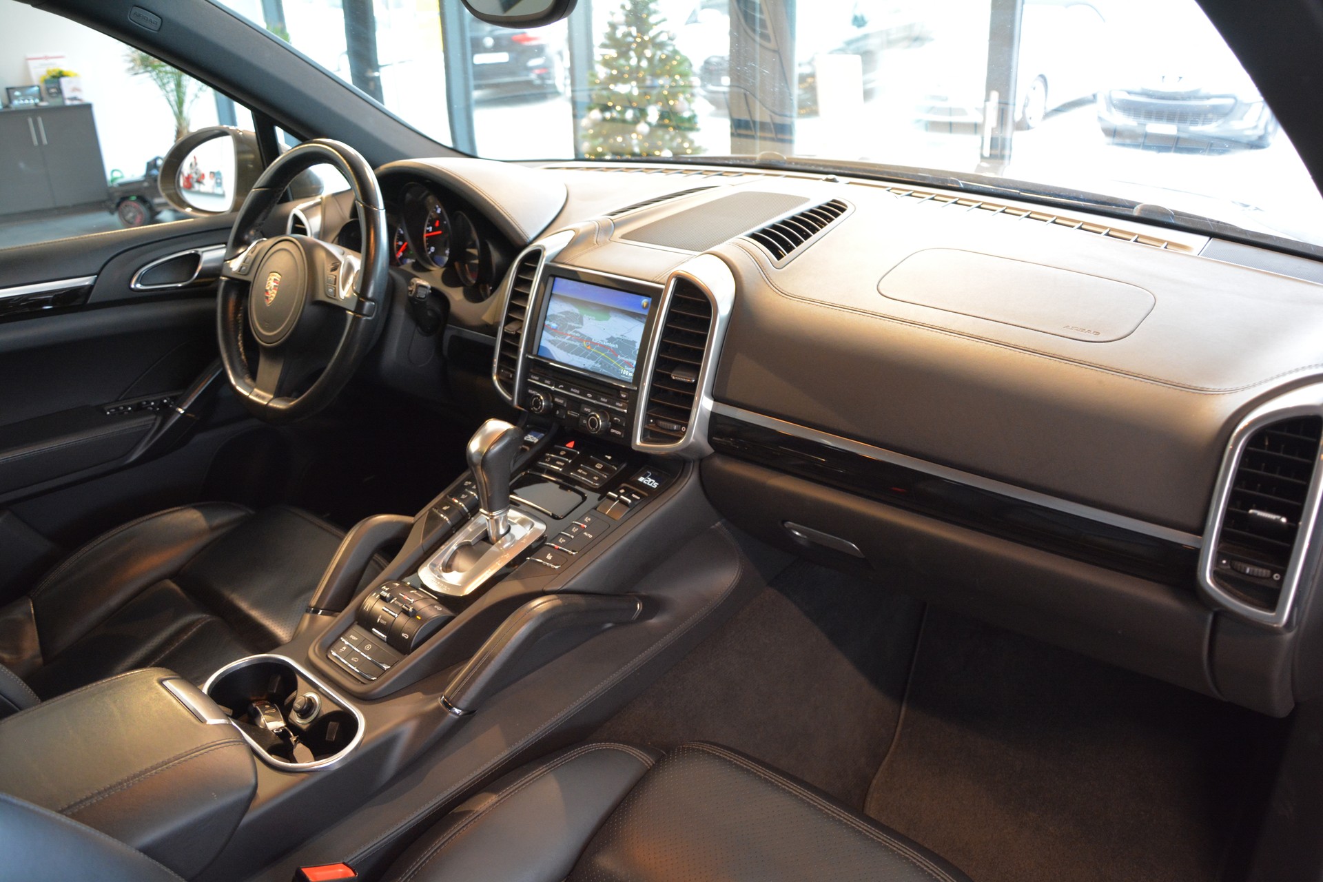PORSCHE Cayenne Diesel-image-12