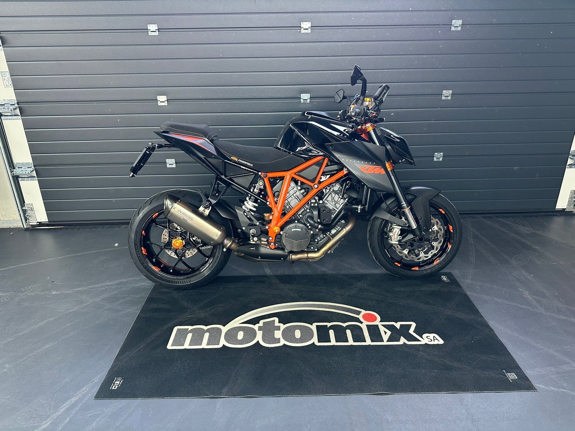 KTM 1290 Super Duke R-image-2