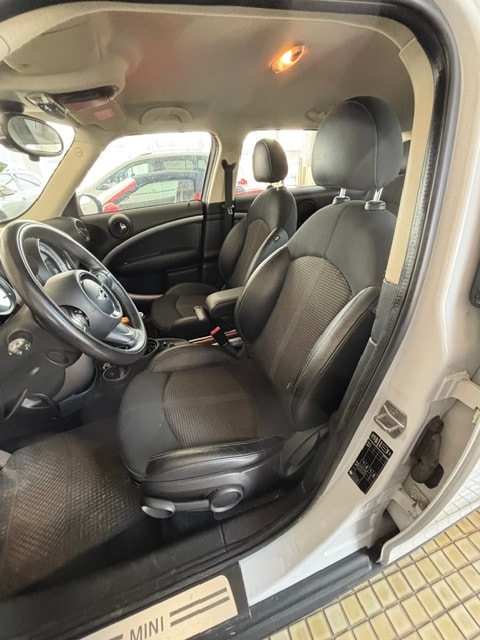 MINI Countryman One FWD-image-4