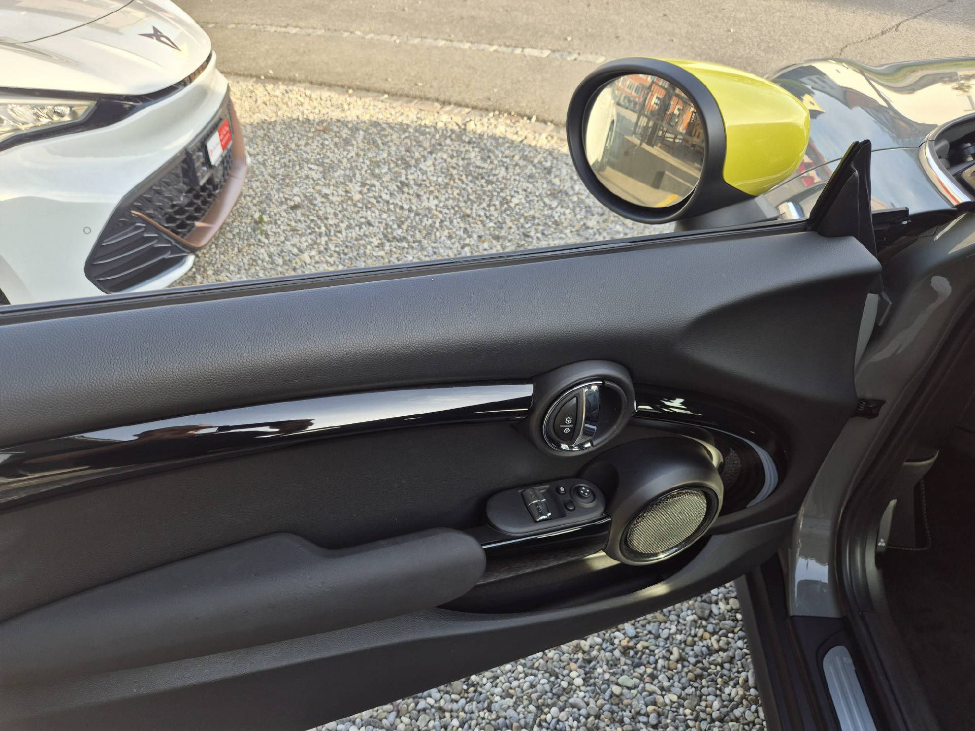 MINI Mini F56 Cooper SE 32.6 kWh-image-13
