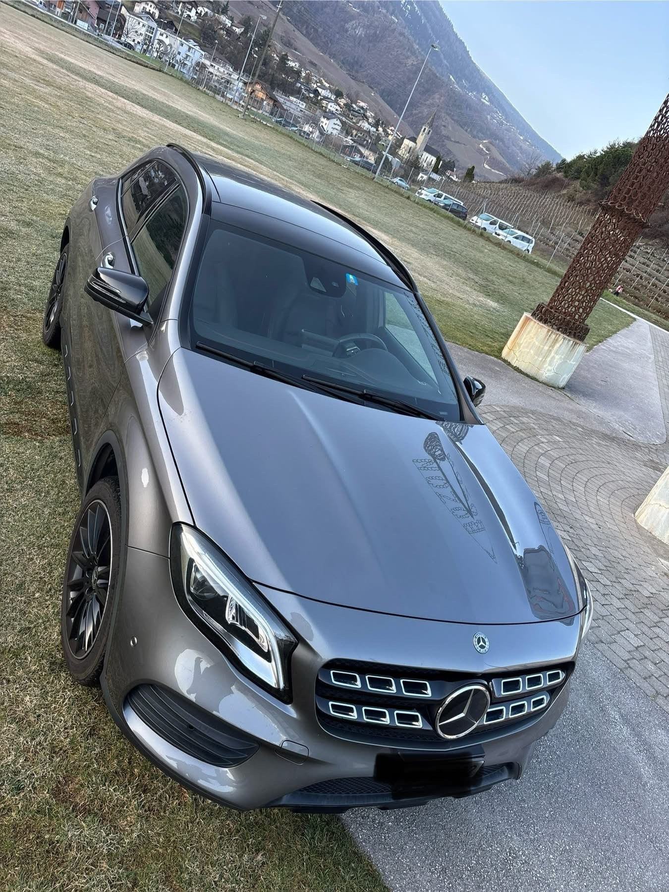 MERCEDES-BENZ GLA 250 AMG Line 4Matic 7G-DCT-showroom-element-2