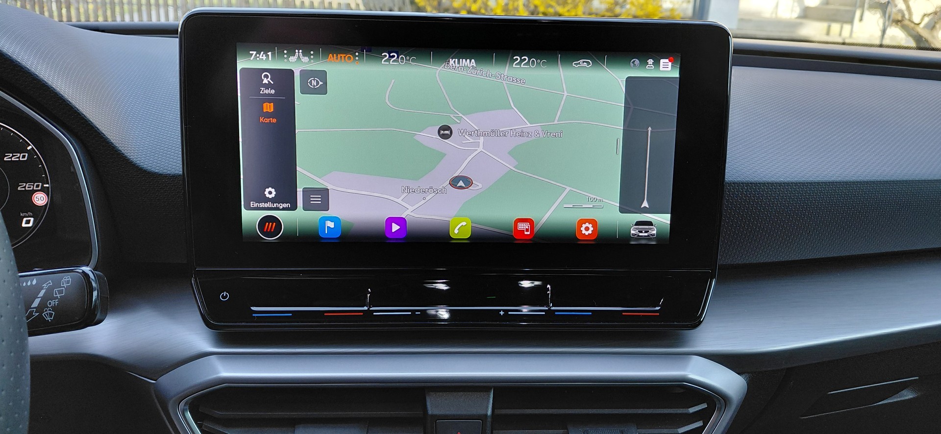 SEAT Leon 1.5 eTSI mHEV DSG FR-image-11