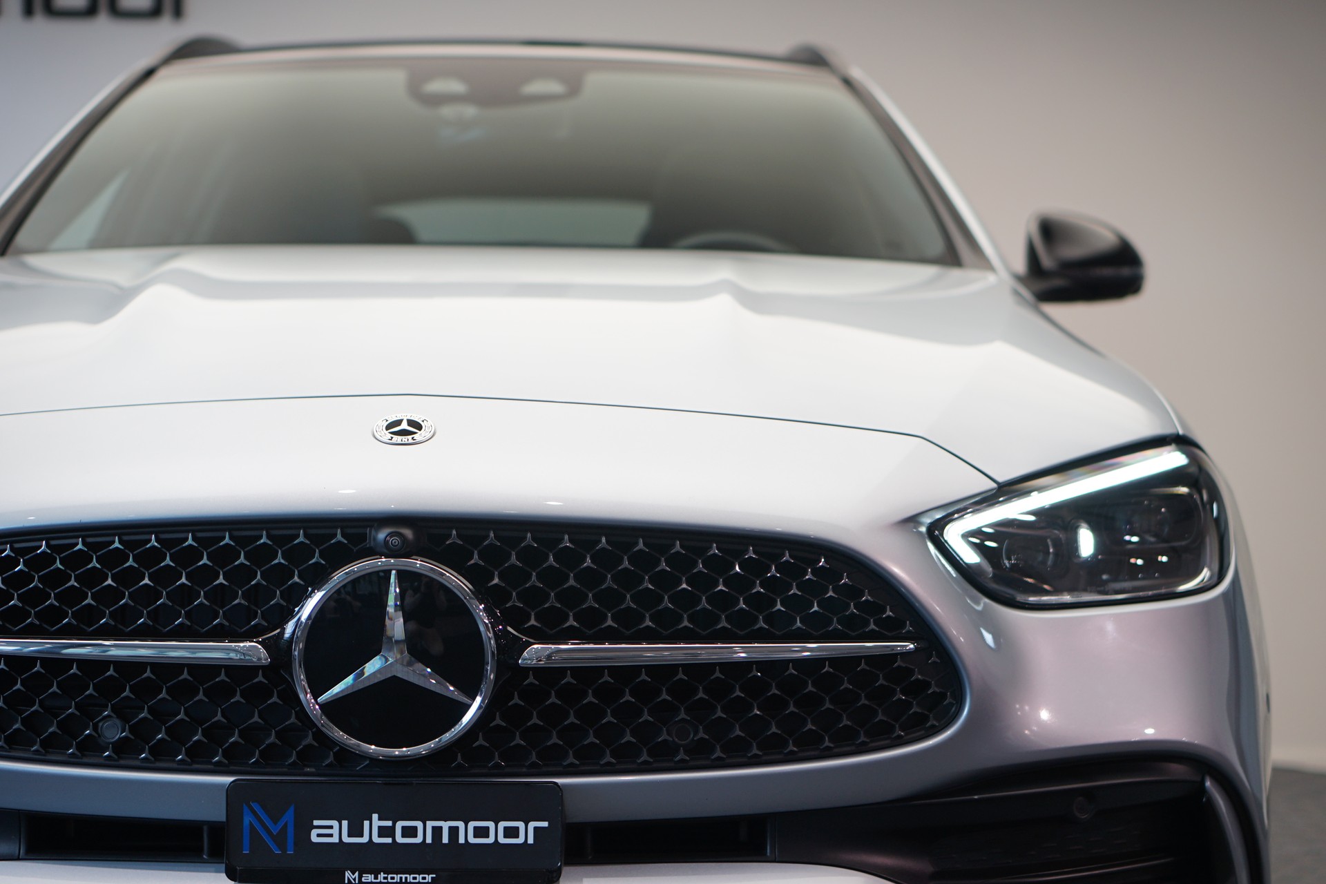MERCEDES-BENZ C 220 d T 4Matic AMG Line *CH-Fahrzeug* *AHK*-image-9