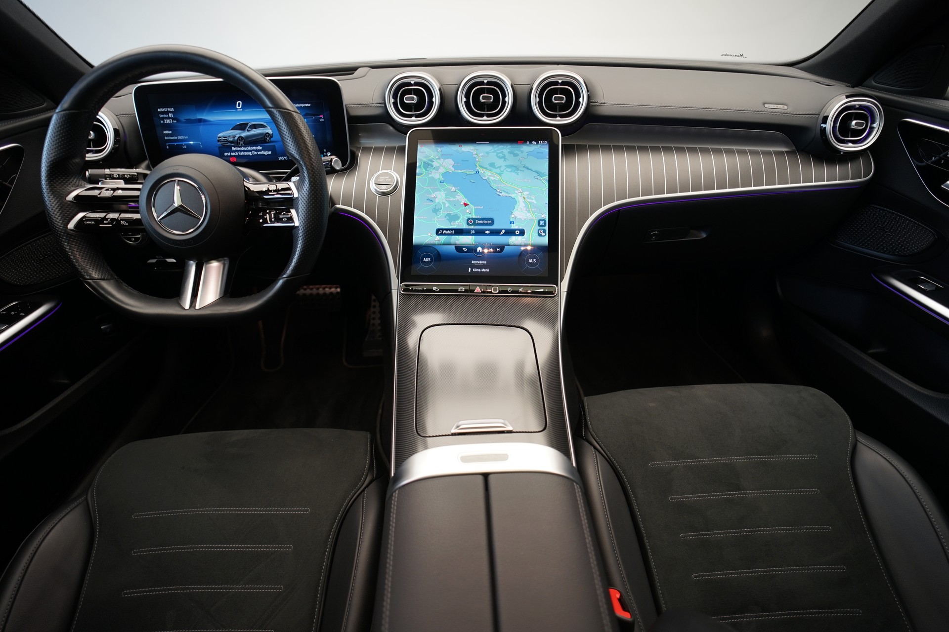 MERCEDES-BENZ C 220 d T 4Matic AMG Line *CH-Fahrzeug* *AHK*-image-12