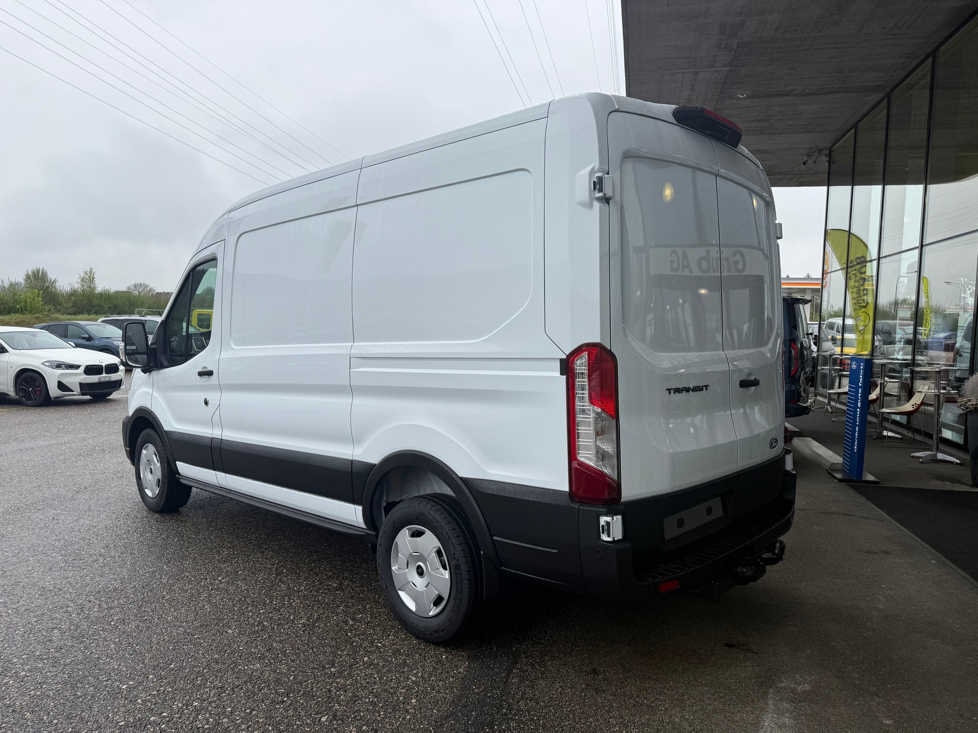 FORD Transit Van 350 L2 Trend 2.0 TDCi 130 FWD-image-5