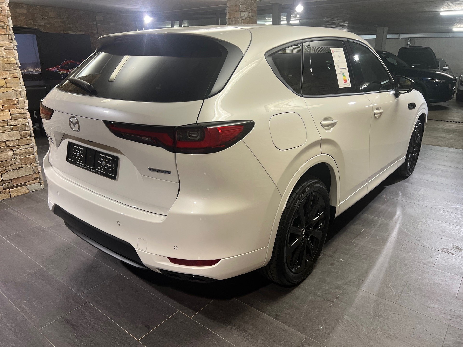 MAZDA CX-60 e-Skyactiv PHEV 327 AWD Homura Plus-image-7