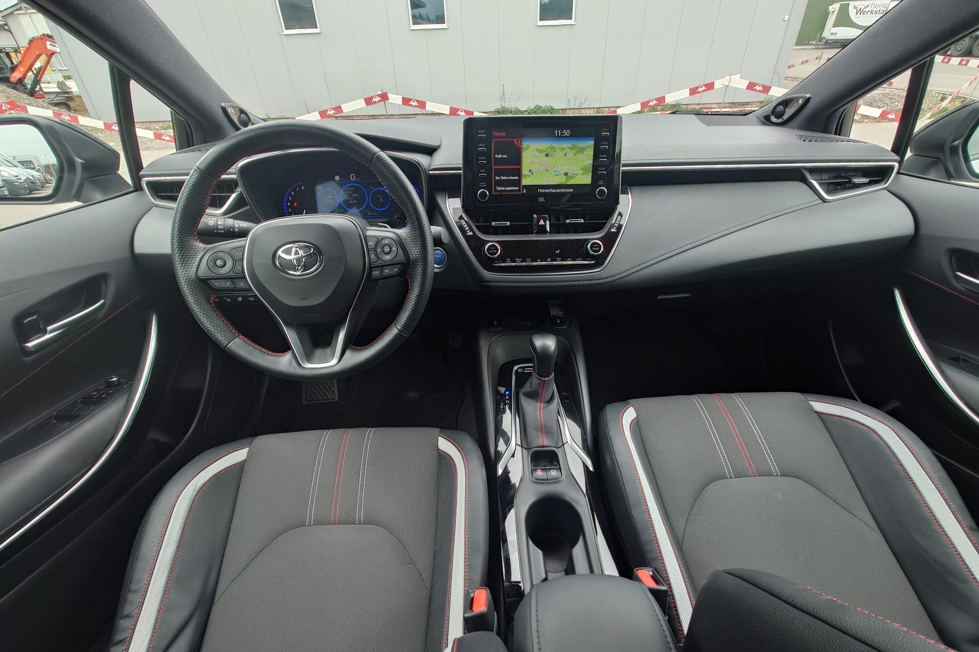 TOYOTA Corolla 2.0 HSD GR-S-image-6