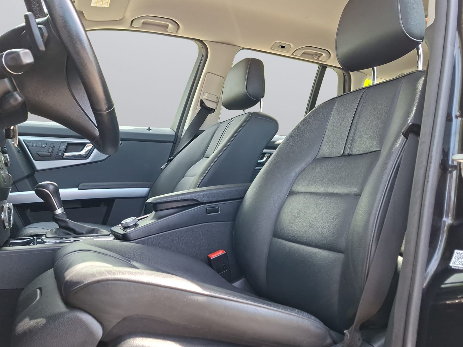 MERCEDES-BENZ GLK 350 4Matic 7G-Tronic-image-9
