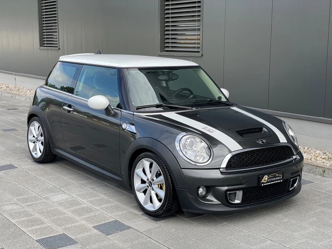MINI Cooper S Steptronic-image-2