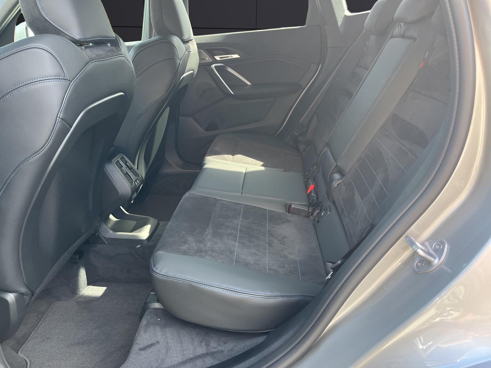 BMW X1 23d xDrive paddles-image-13
